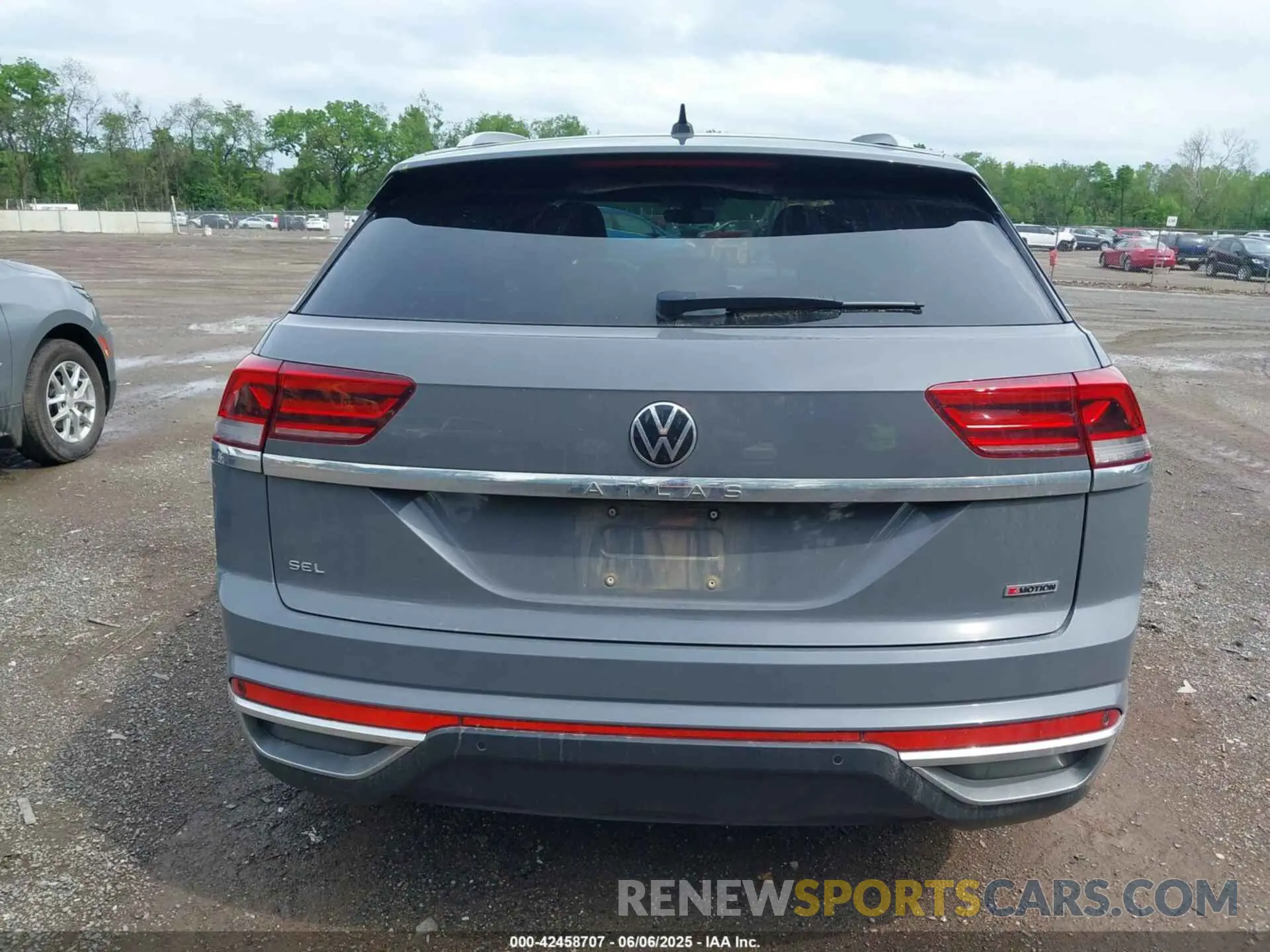 16 fotografías del automóvil dañado 1V2TC2CAXMC219555 VOLKSWAGEN ATLAS CROSS SPORT 2021