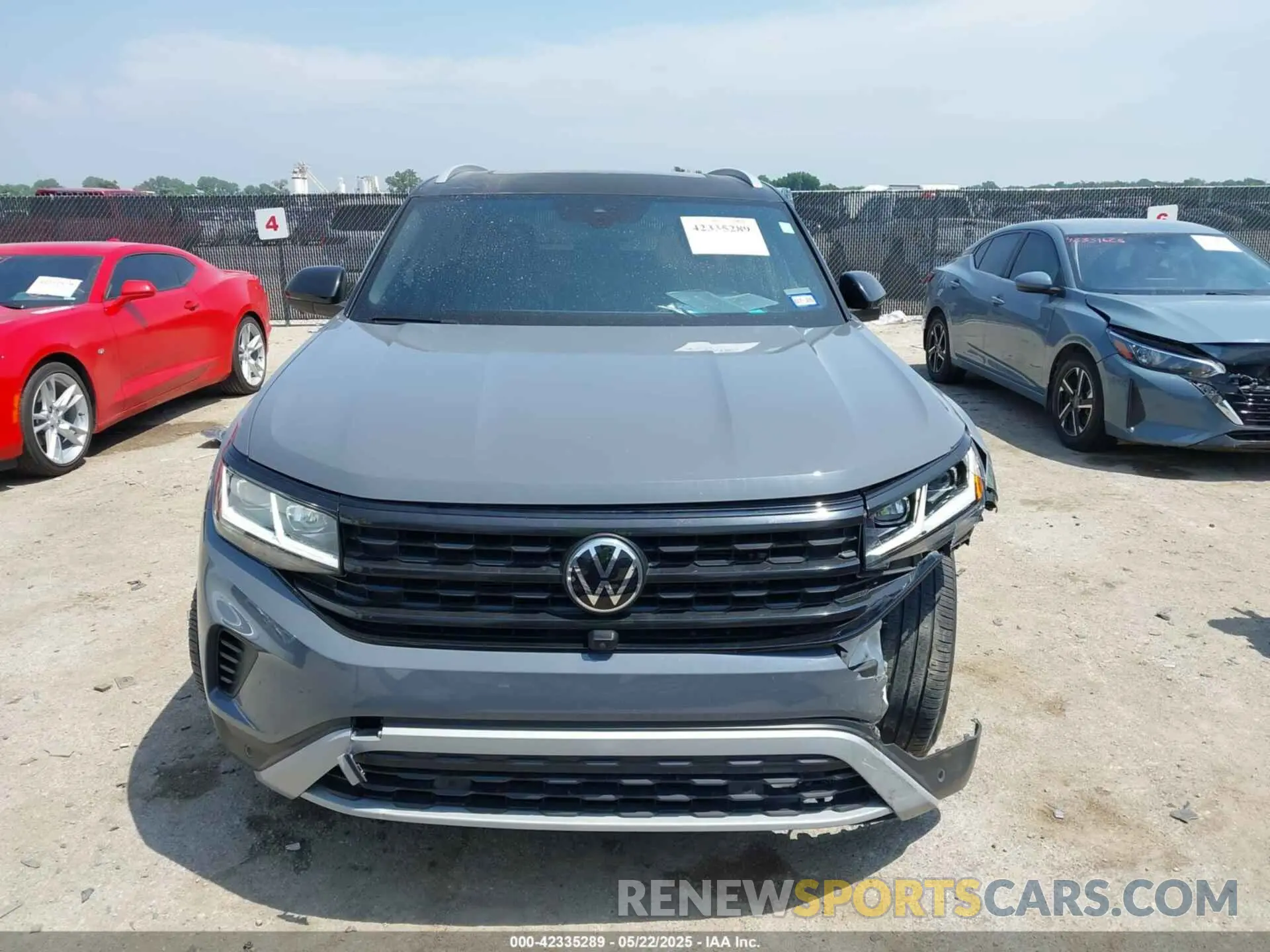 12 fotografías del automóvil dañado 1V2TE2CA0MC218702 VOLKSWAGEN ATLAS CROSS SPORT 2021
