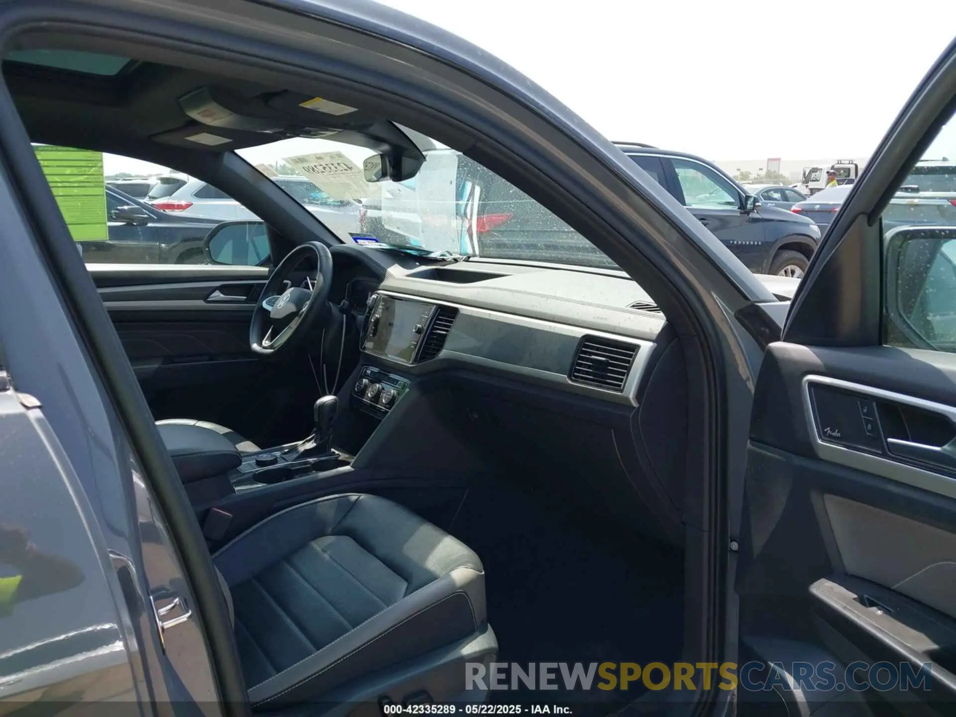 5 fotografías del automóvil dañado 1V2TE2CA0MC218702 VOLKSWAGEN ATLAS CROSS SPORT 2021