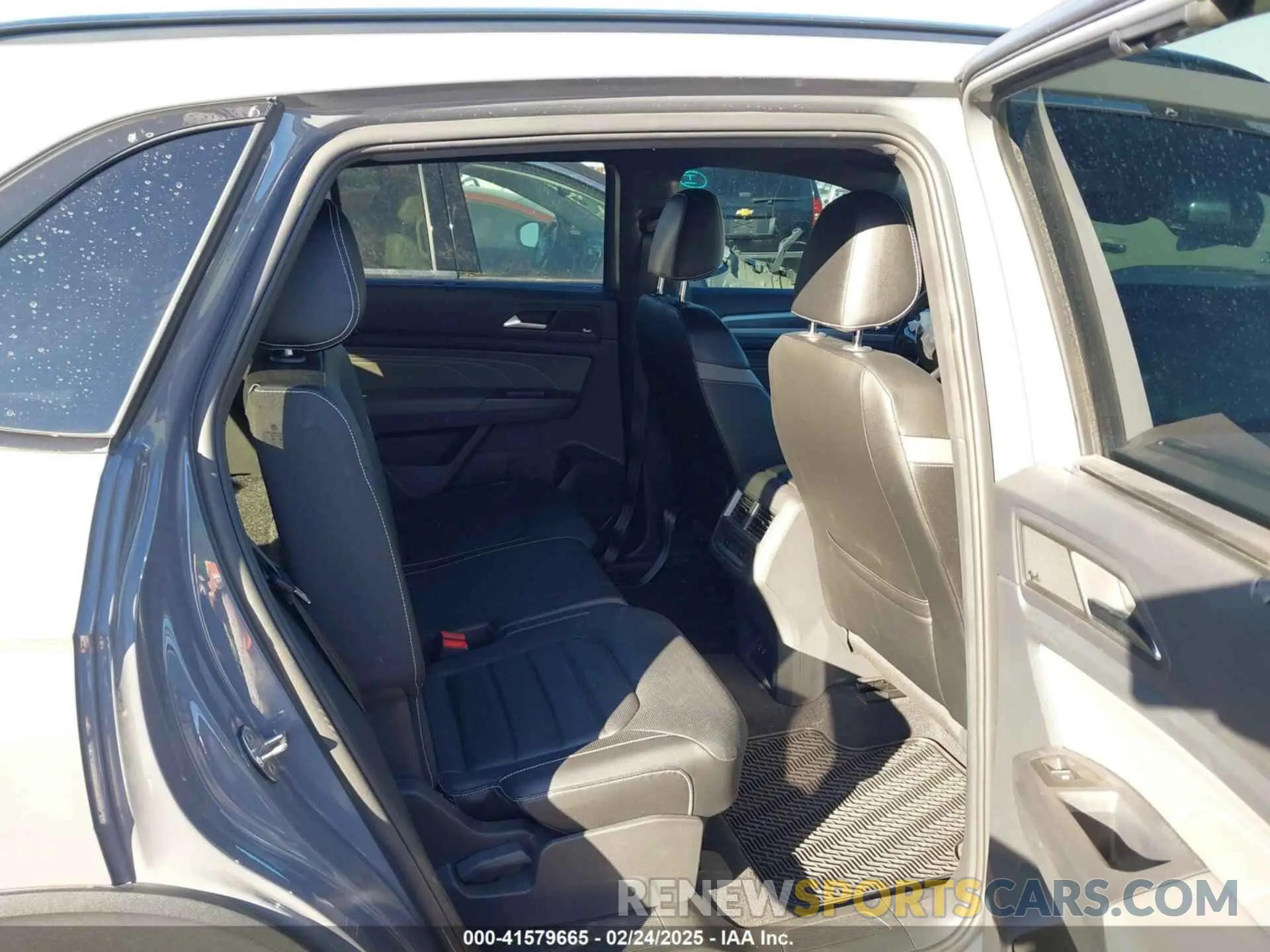 8 fotografías del automóvil dañado 1V2TE2CAXMC215550 VOLKSWAGEN ATLAS CROSS SPORT 2021