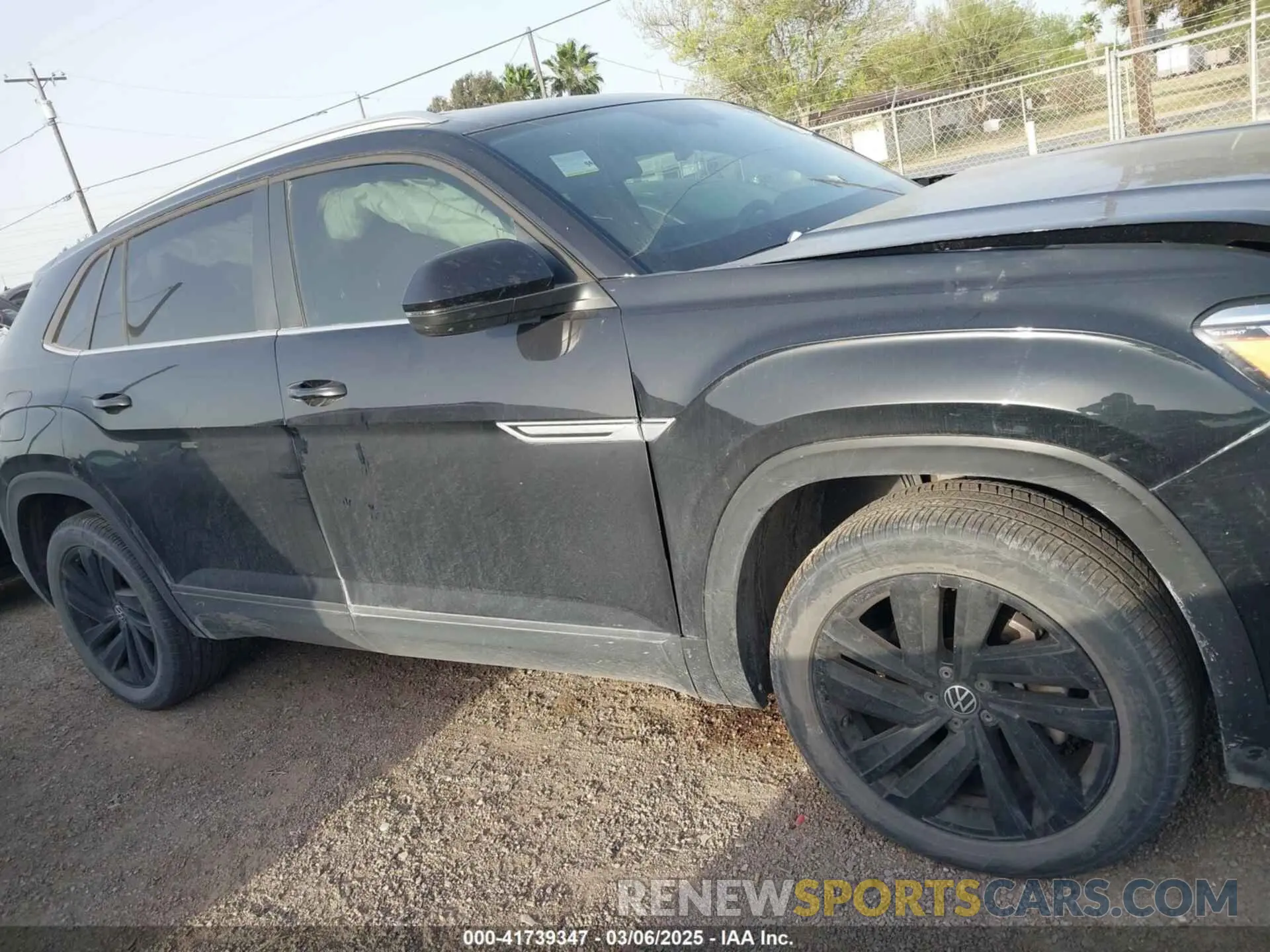 13 fotografías del automóvil dañado 1V2WE2CA3MC240934 VOLKSWAGEN ATLAS CROSS SPORT 2021
