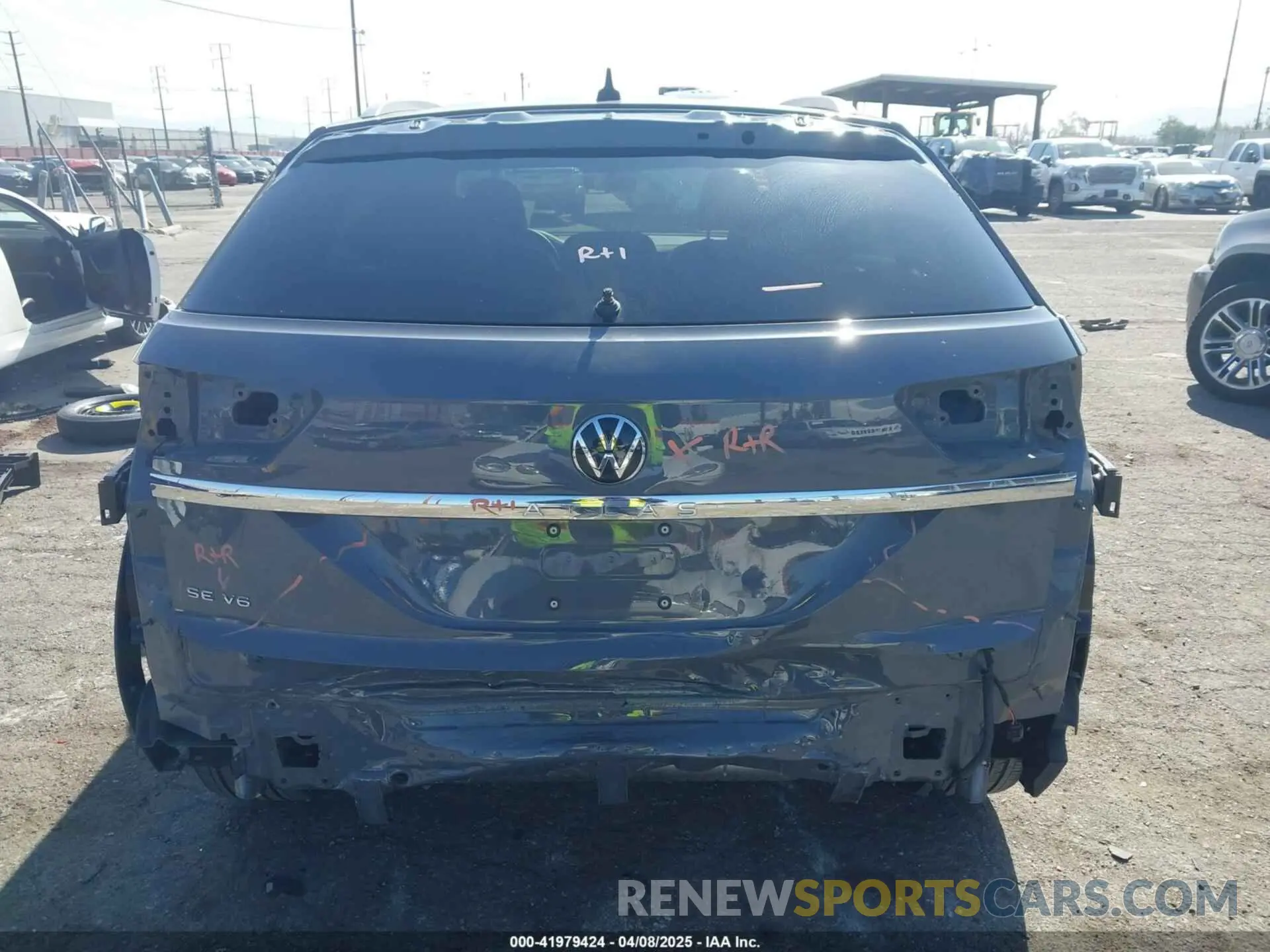 17 fotografías del automóvil dañado 1V2WE2CA9MC234751 VOLKSWAGEN ATLAS CROSS SPORT 2021