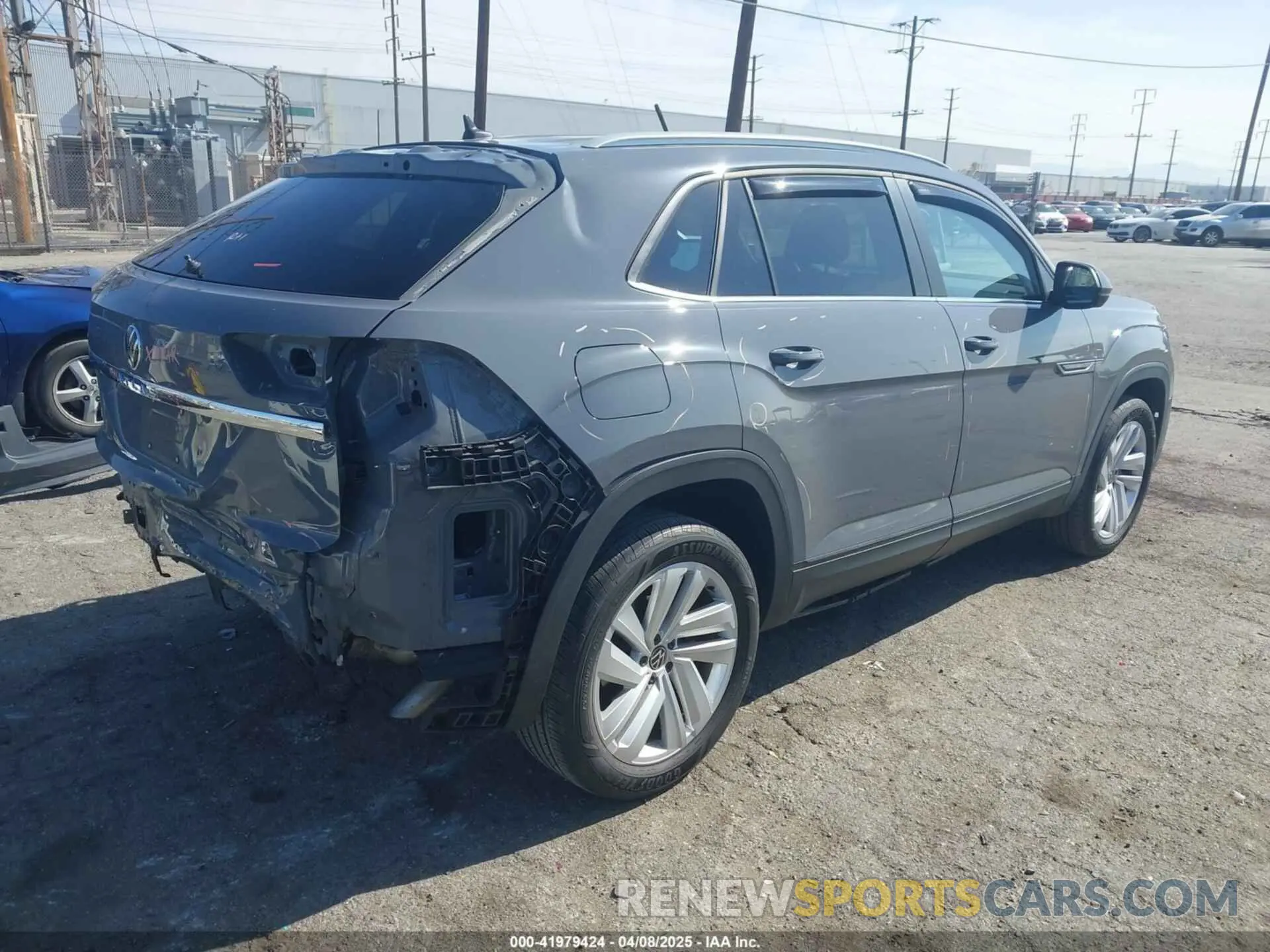 4 fotografías del automóvil dañado 1V2WE2CA9MC234751 VOLKSWAGEN ATLAS CROSS SPORT 2021