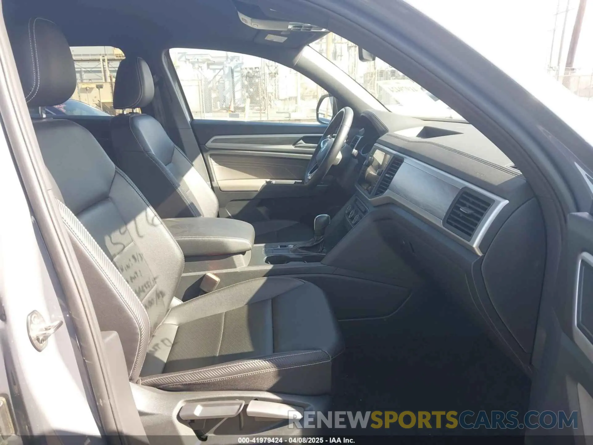 5 fotografías del automóvil dañado 1V2WE2CA9MC234751 VOLKSWAGEN ATLAS CROSS SPORT 2021