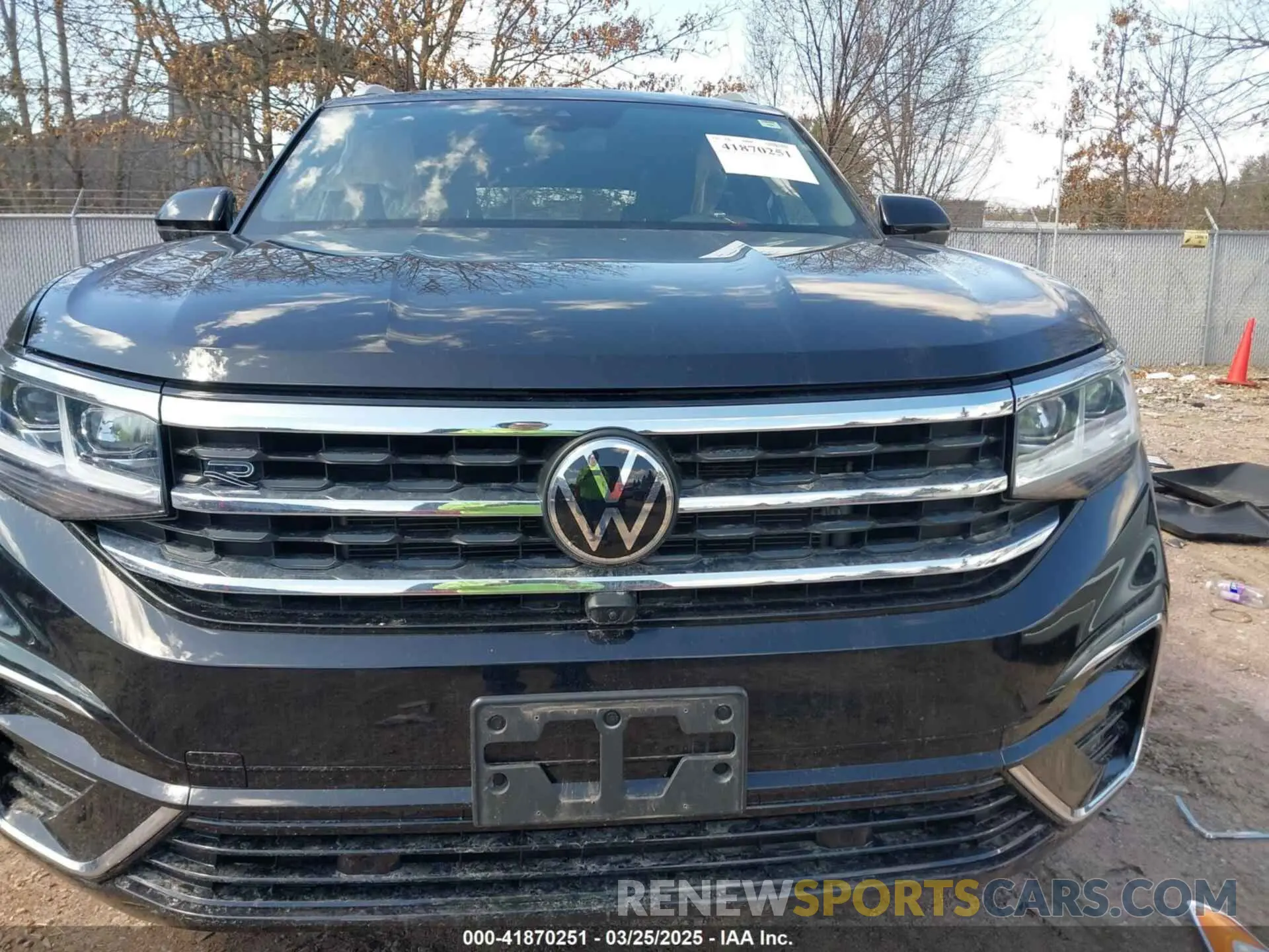 12 fotografías del automóvil dañado 1V2FE2CA0NC201638 VOLKSWAGEN ATLAS CROSS SPORT 2022