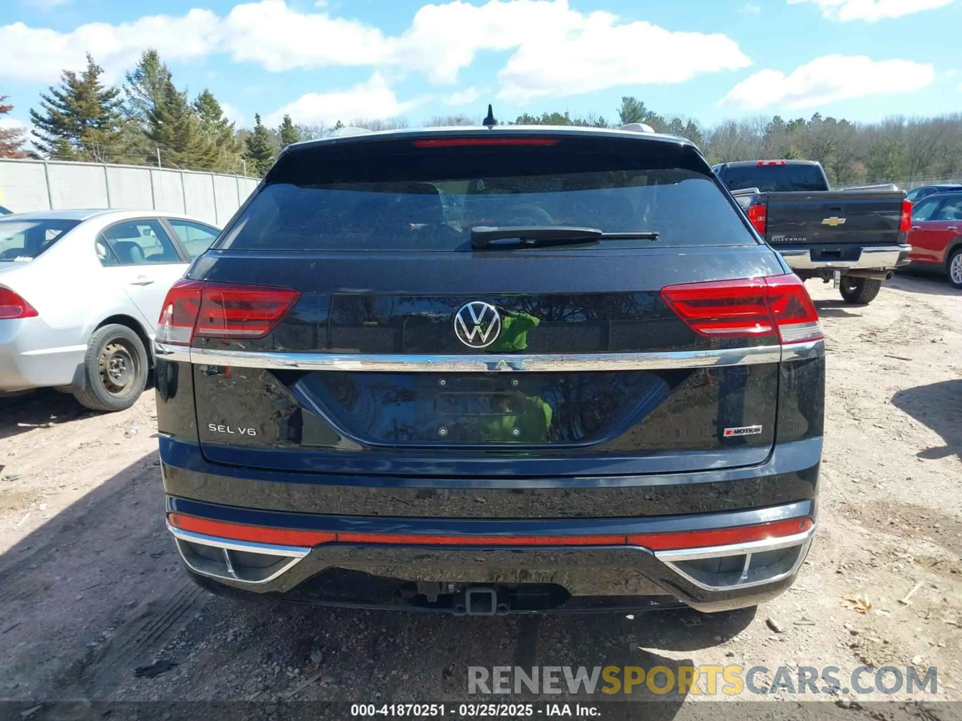 16 fotografías del automóvil dañado 1V2FE2CA0NC201638 VOLKSWAGEN ATLAS CROSS SPORT 2022