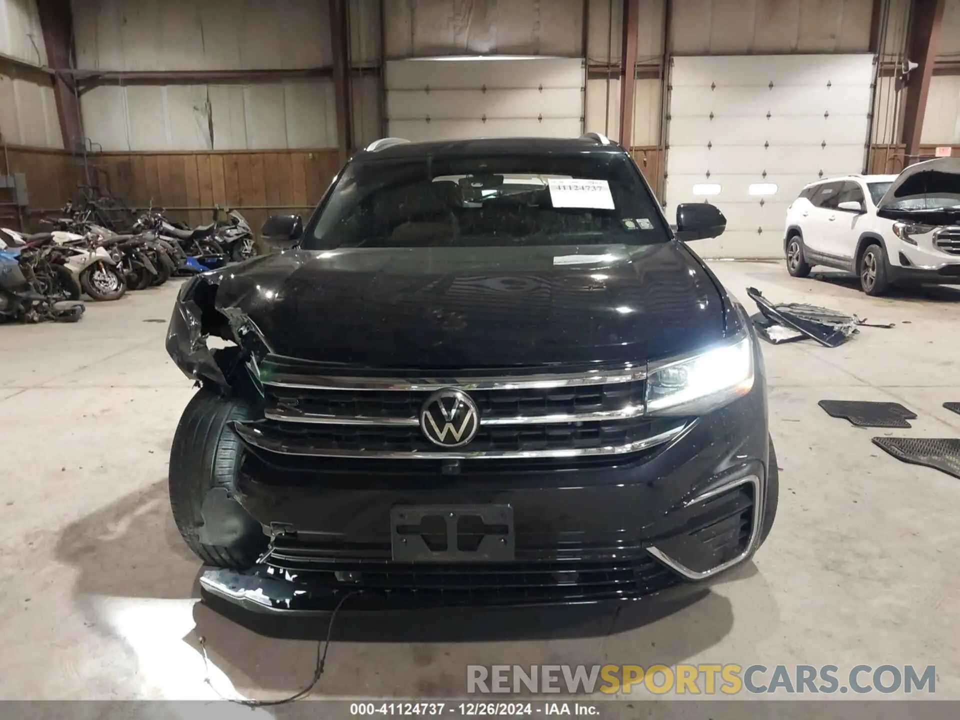 12 fotografías del automóvil dañado 1V2FE2CAXNC204546 VOLKSWAGEN ATLAS CROSS SPORT 2022
