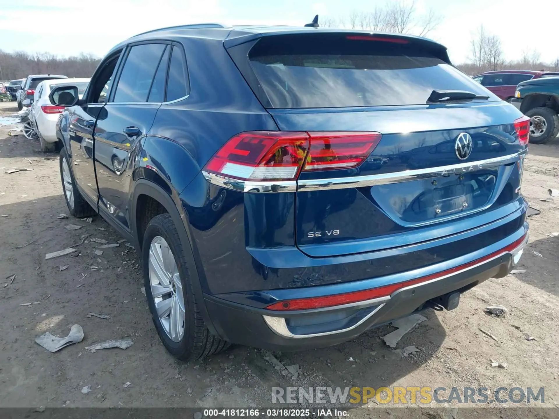 3 fotografías del automóvil dañado 1V2HE2CAXNC224787 VOLKSWAGEN ATLAS CROSS SPORT 2022