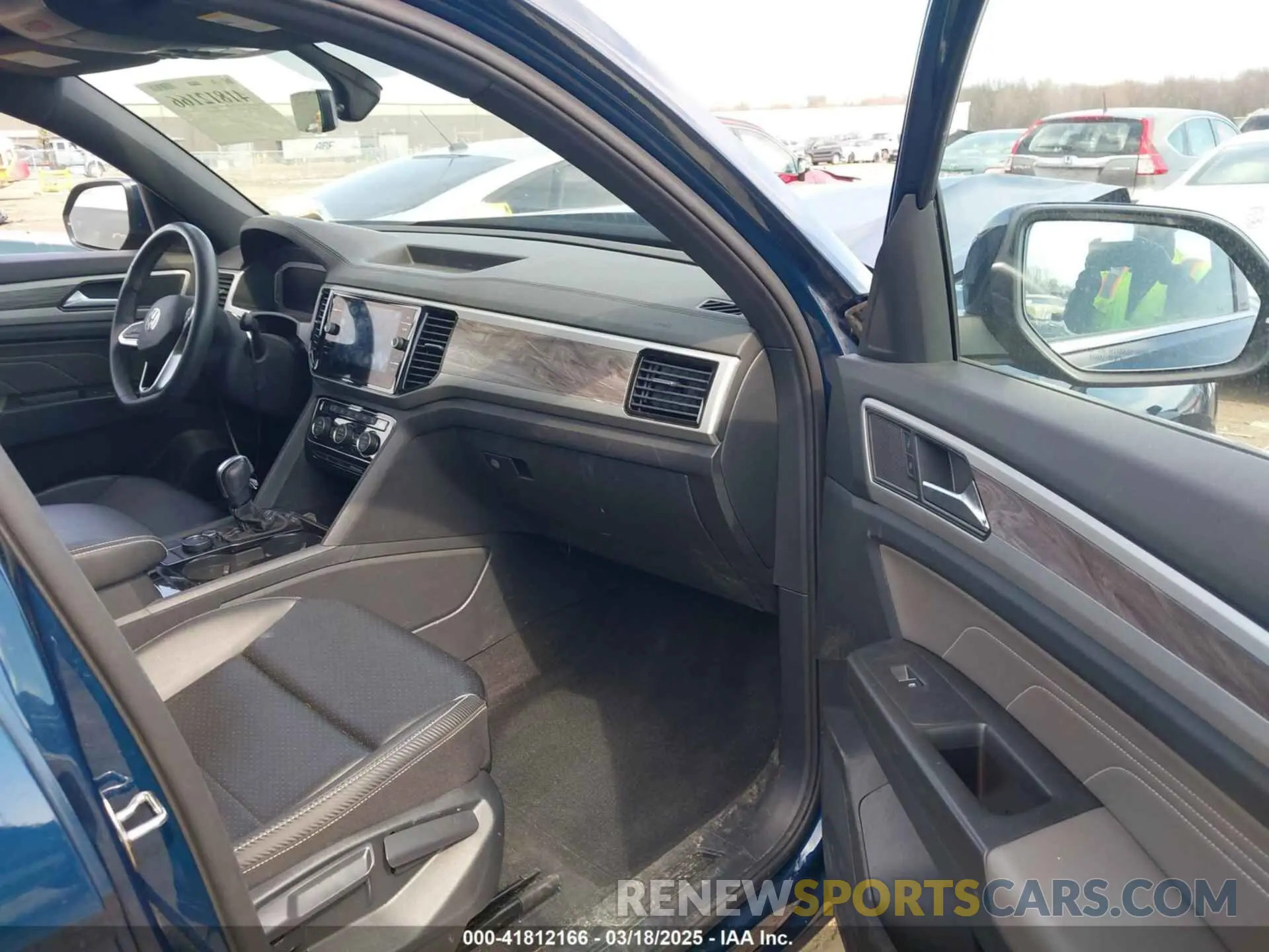 5 fotografías del automóvil dañado 1V2HE2CAXNC224787 VOLKSWAGEN ATLAS CROSS SPORT 2022