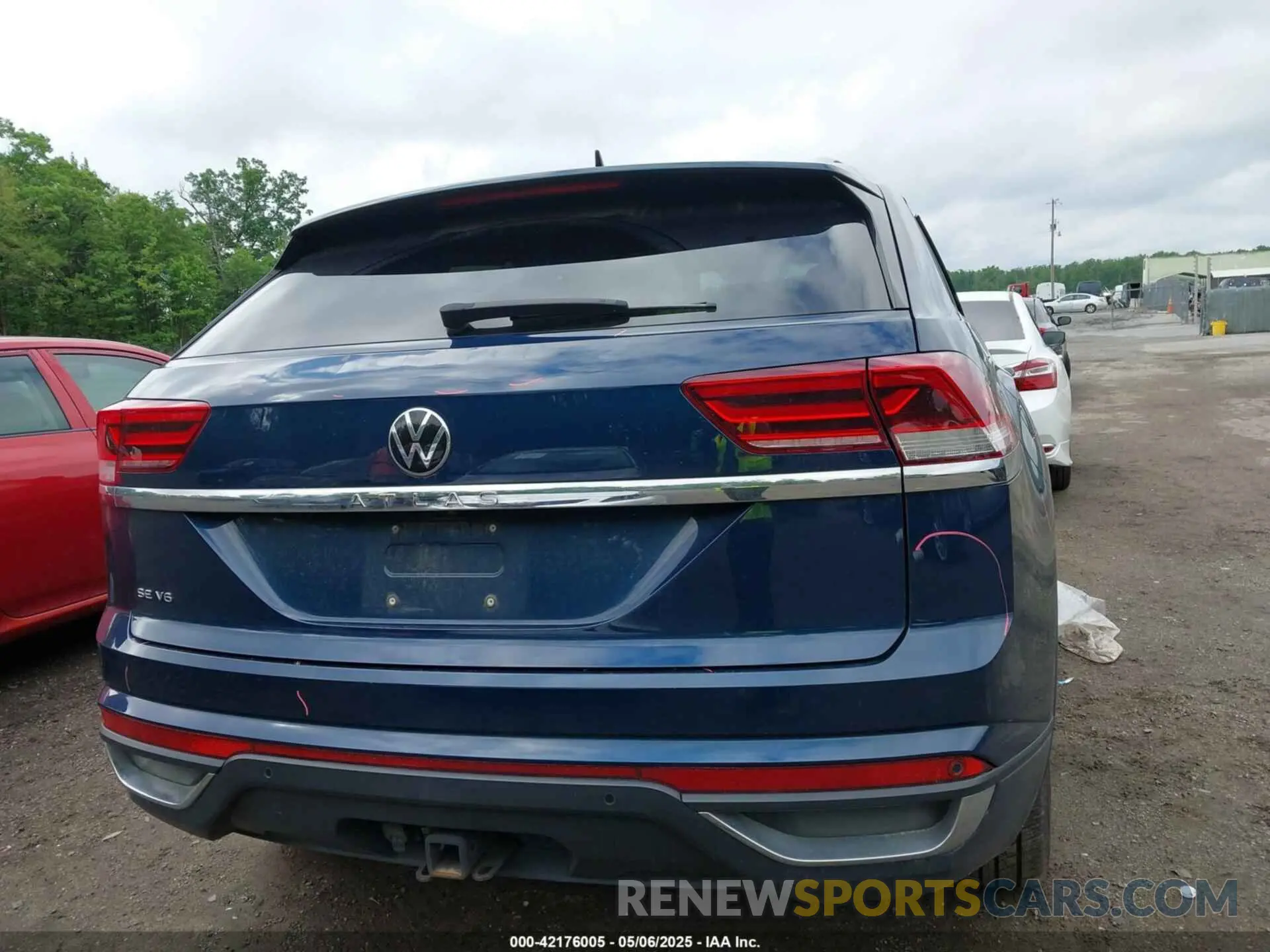 16 fotografías del automóvil dañado 1V2JE2CA4NC205458 VOLKSWAGEN ATLAS CROSS SPORT 2022