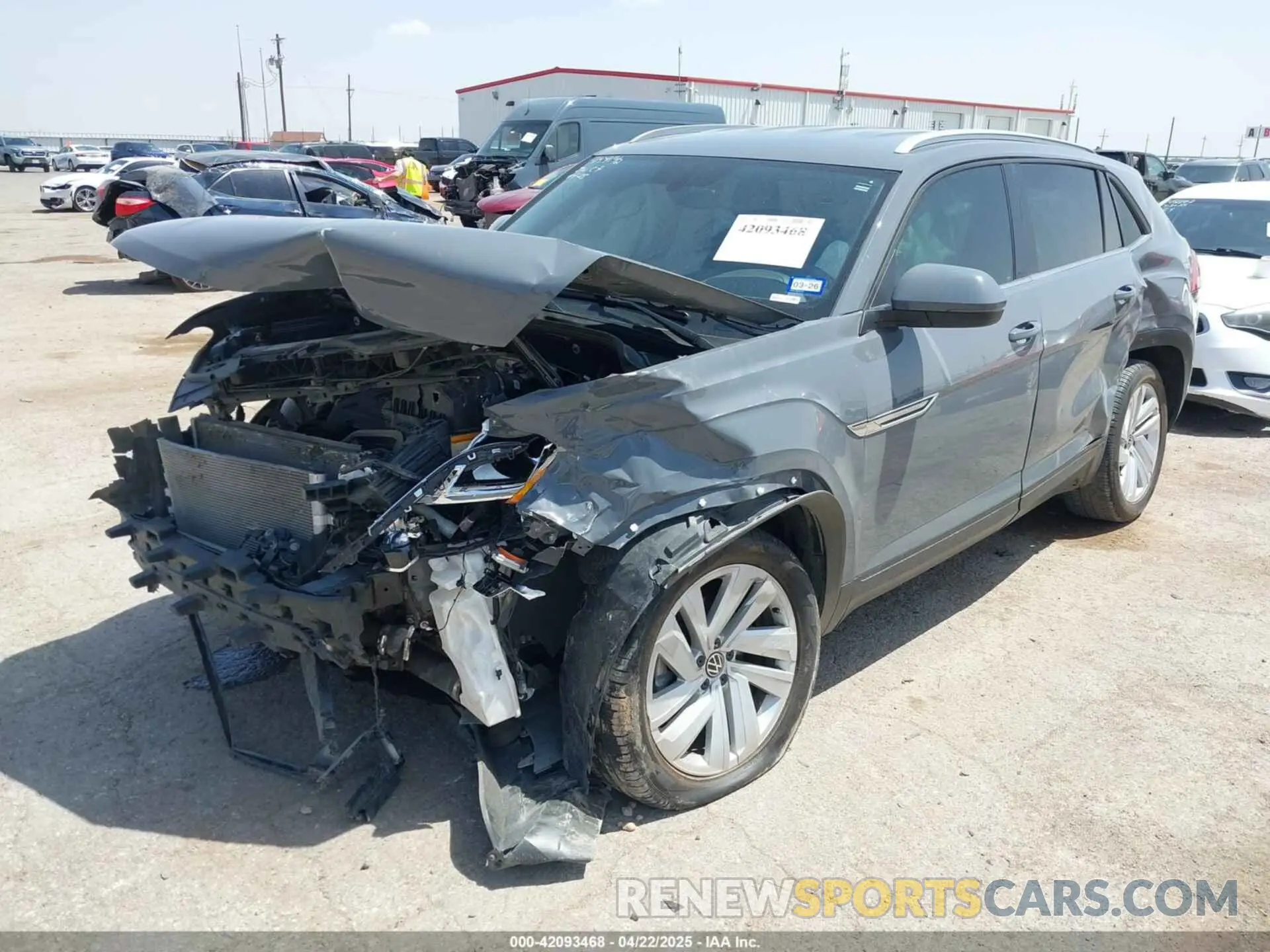 2 fotografías del automóvil dañado 1V2WC2CA8NC215017 VOLKSWAGEN ATLAS CROSS SPORT 2022