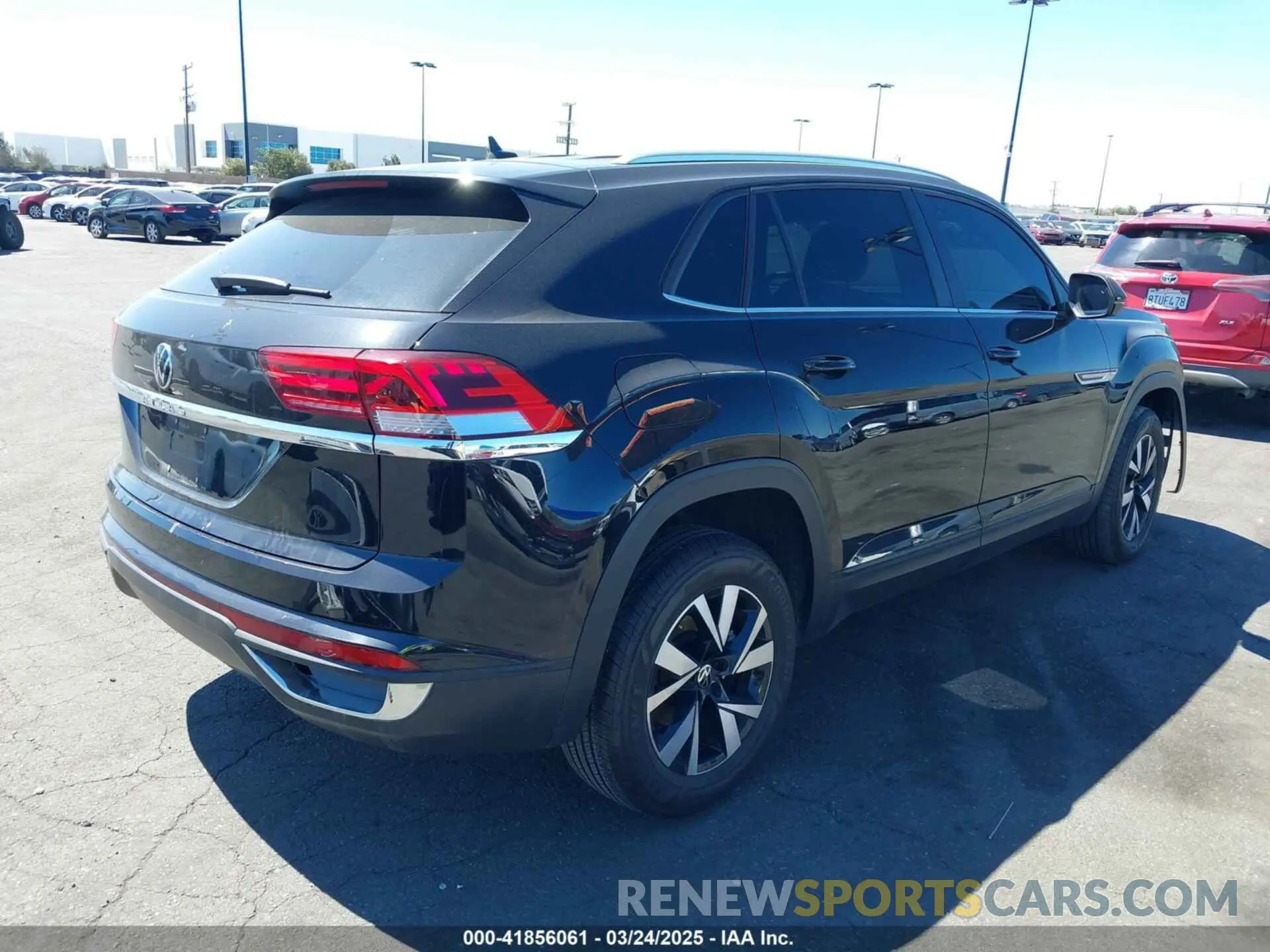 4 fotografías del automóvil dañado 1V2DC2CA0PC206192 VOLKSWAGEN ATLAS CROSS SPORT 2023