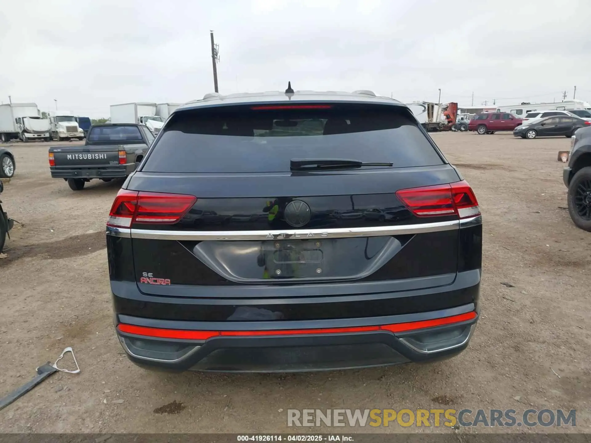 16 fotografías del automóvil dañado 1V2DC2CA3PC208888 VOLKSWAGEN ATLAS CROSS SPORT 2023