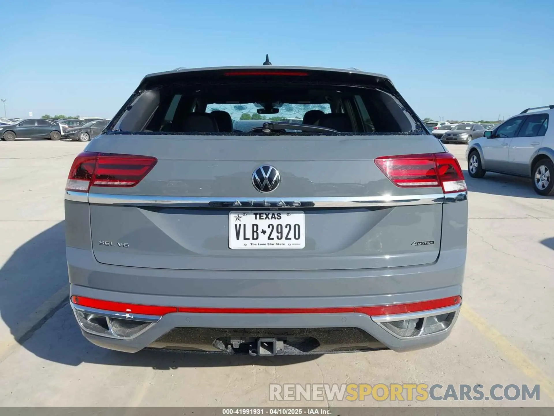 16 fotografías del automóvil dañado 1V2FE2CA0PC224677 VOLKSWAGEN ATLAS CROSS SPORT 2023