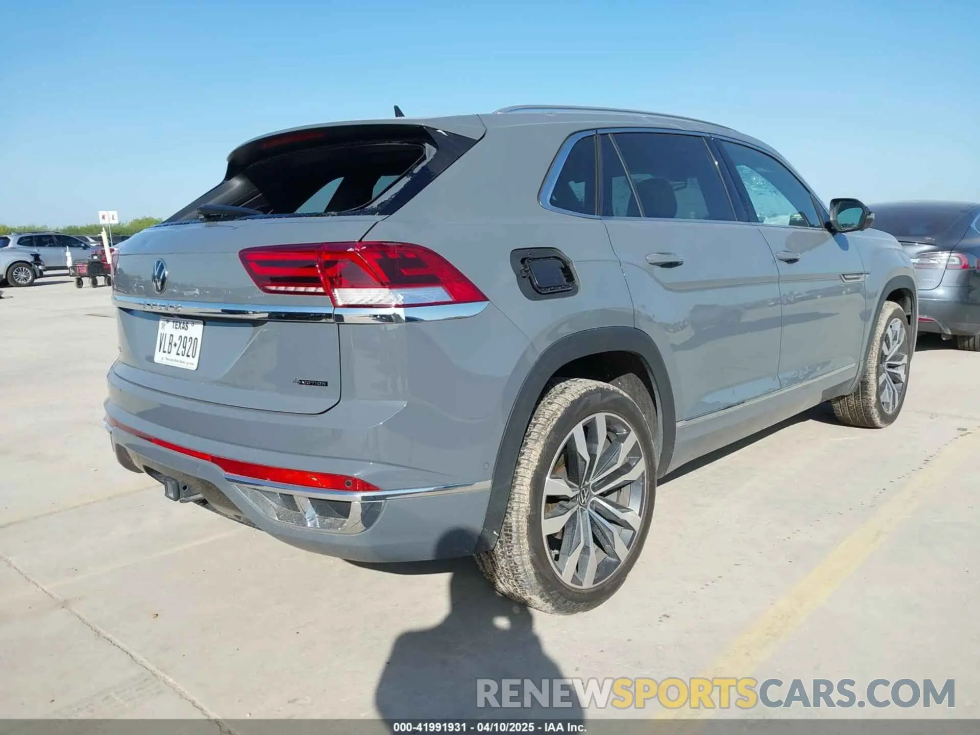 4 fotografías del automóvil dañado 1V2FE2CA0PC224677 VOLKSWAGEN ATLAS CROSS SPORT 2023