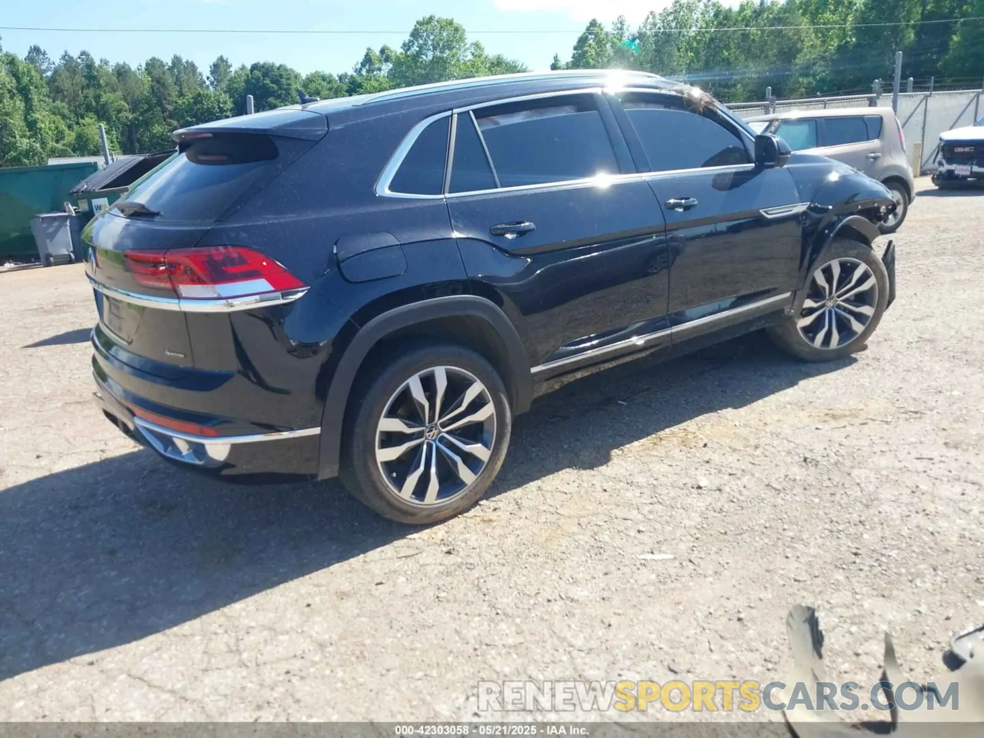 4 fotografías del automóvil dañado 1V2FE2CA2PC216225 VOLKSWAGEN ATLAS CROSS SPORT 2023
