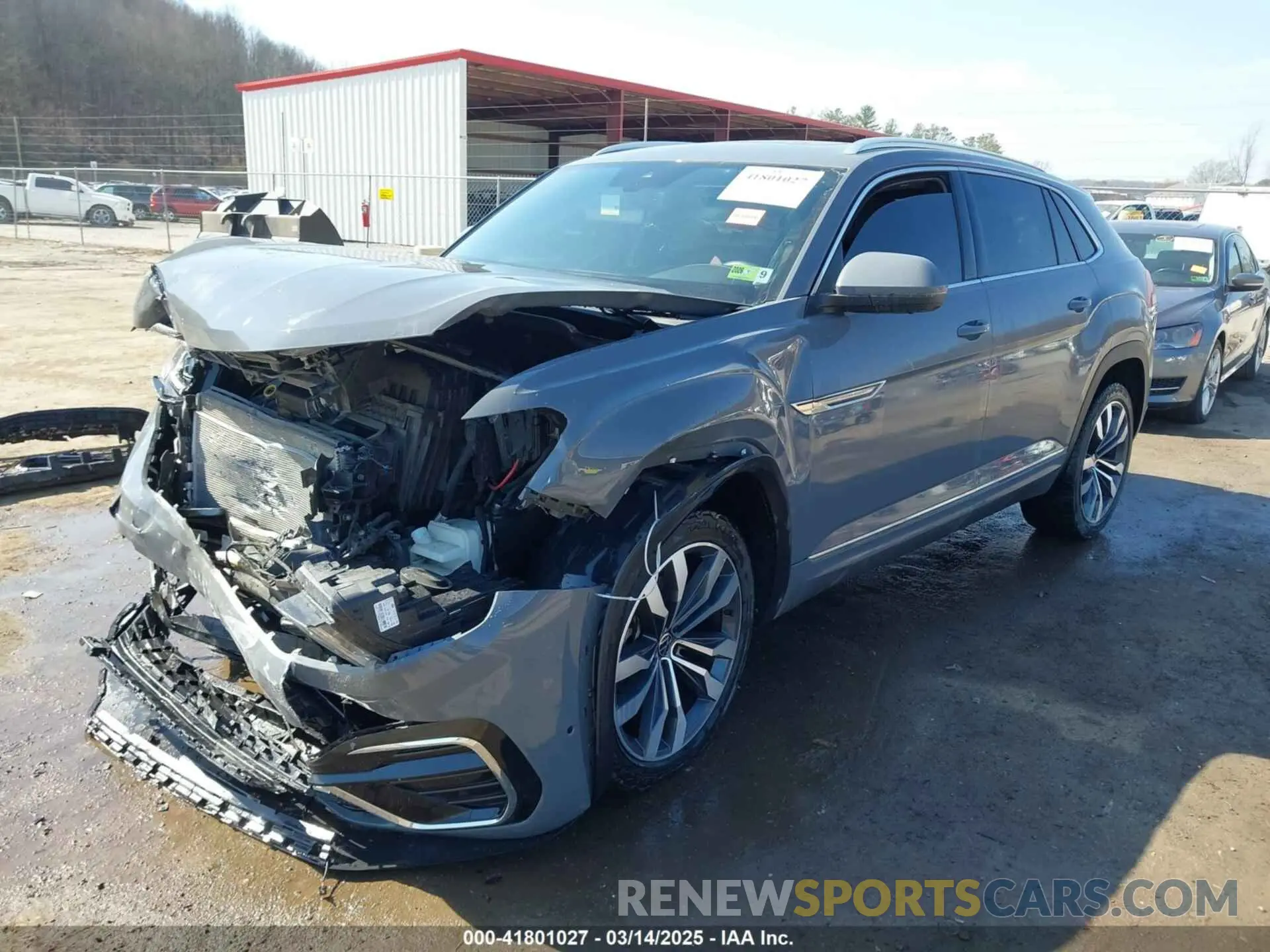 2 fotografías del automóvil dañado 1V2FE2CA6PC206412 VOLKSWAGEN ATLAS CROSS SPORT 2023