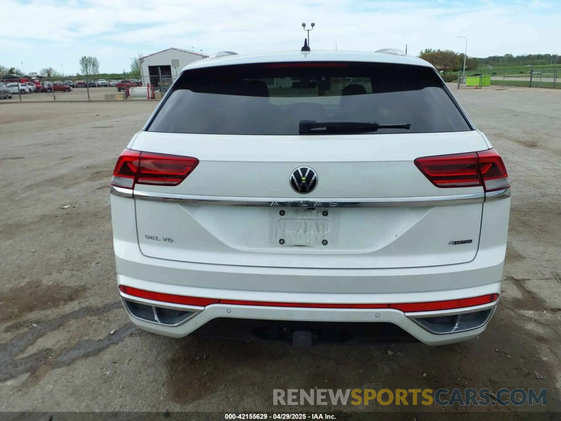 16 fotografías del automóvil dañado 1V2FE2CA8PC221736 VOLKSWAGEN ATLAS CROSS SPORT 2023