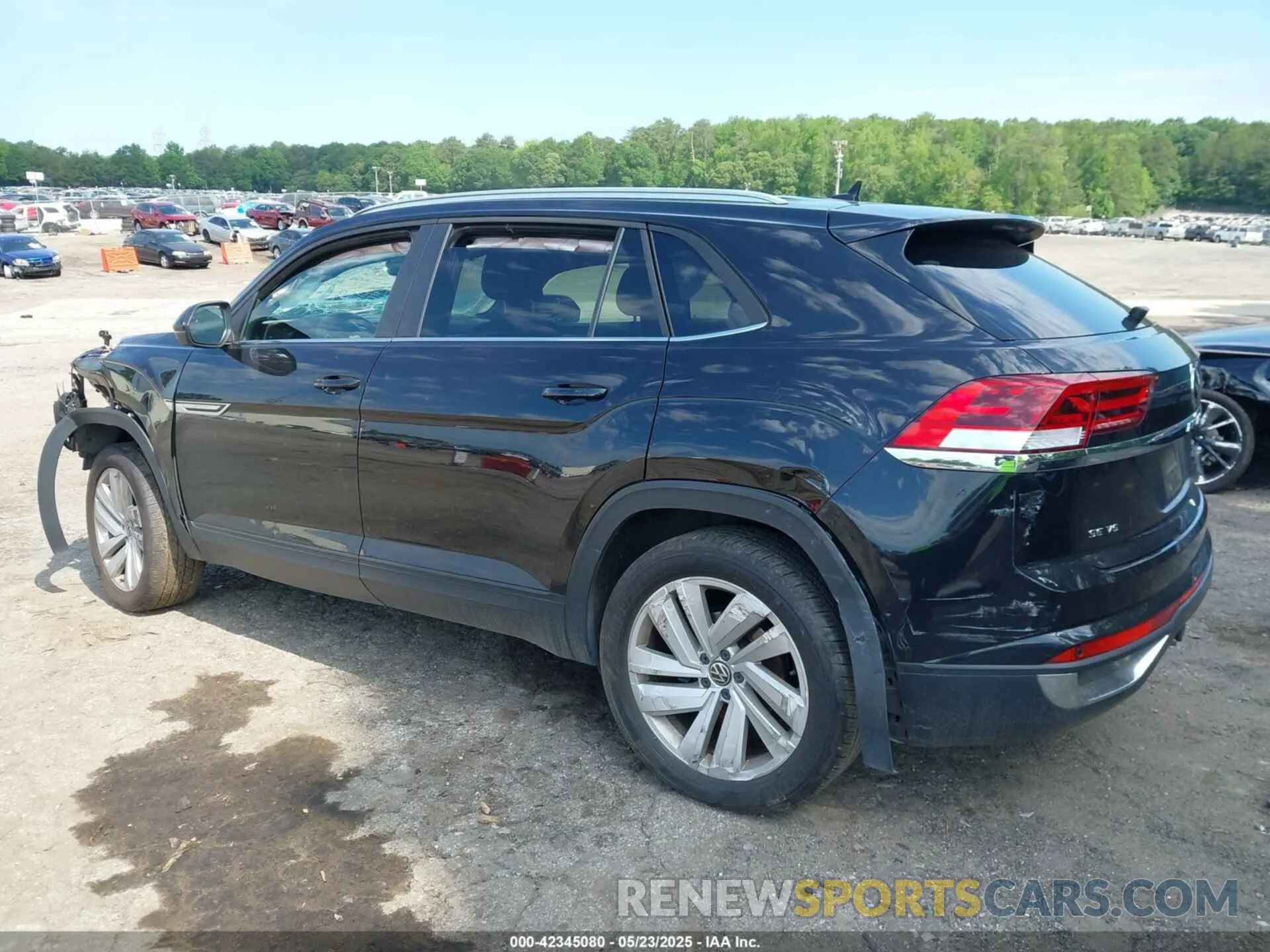 13 fotografías del automóvil dañado 1V2HE2CA8PC203505 VOLKSWAGEN ATLAS CROSS SPORT 2023