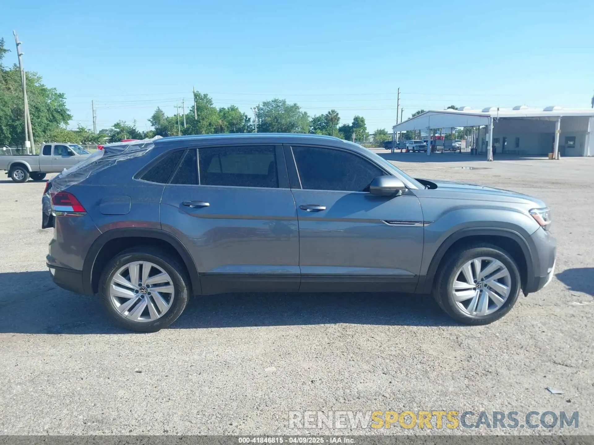 13 fotografías del automóvil dañado 1V2JE2CA2PC203551 VOLKSWAGEN ATLAS CROSS SPORT 2023