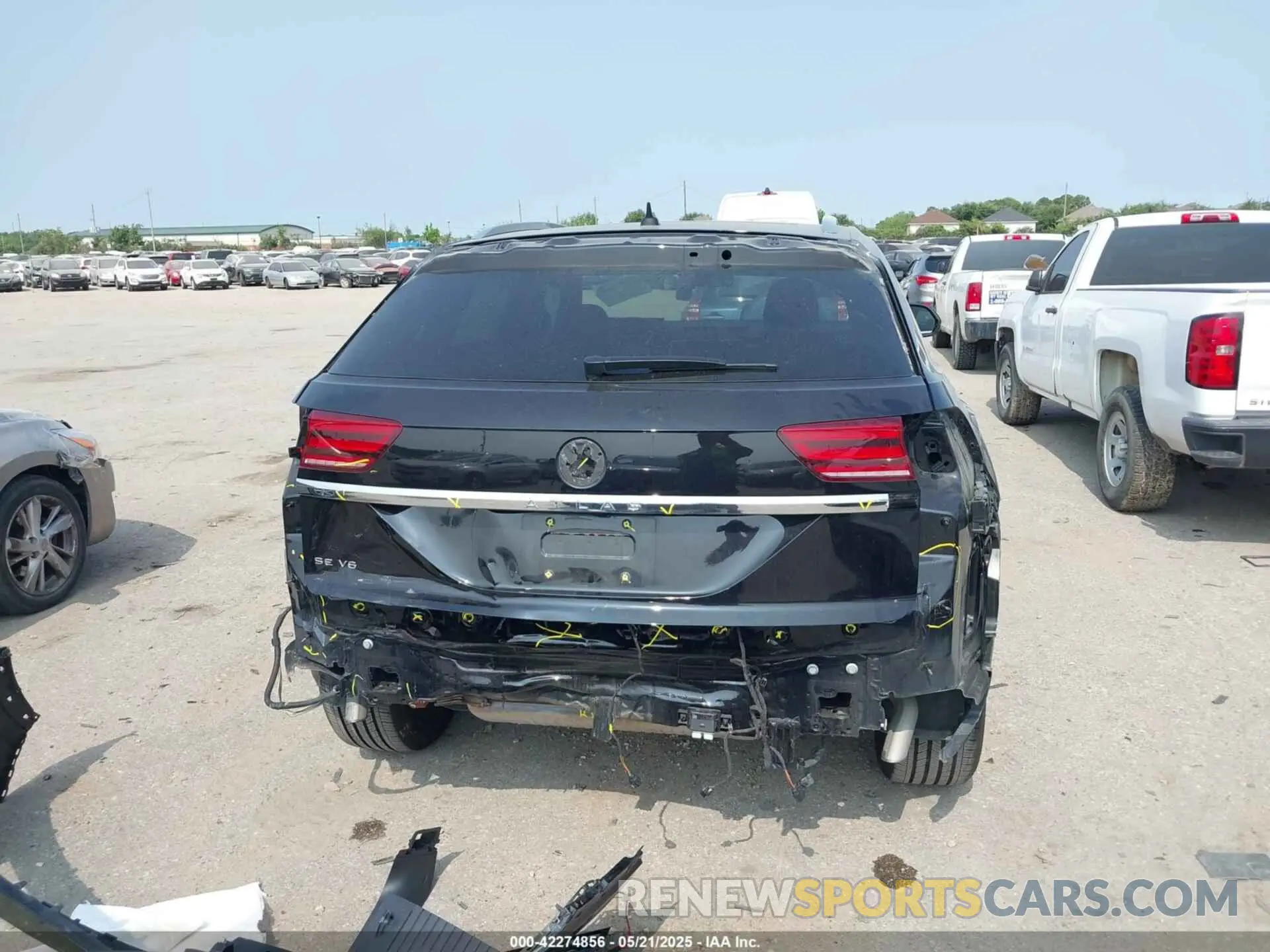17 fotografías del automóvil dañado 1V2JE2CA6PC201320 VOLKSWAGEN ATLAS CROSS SPORT 2023