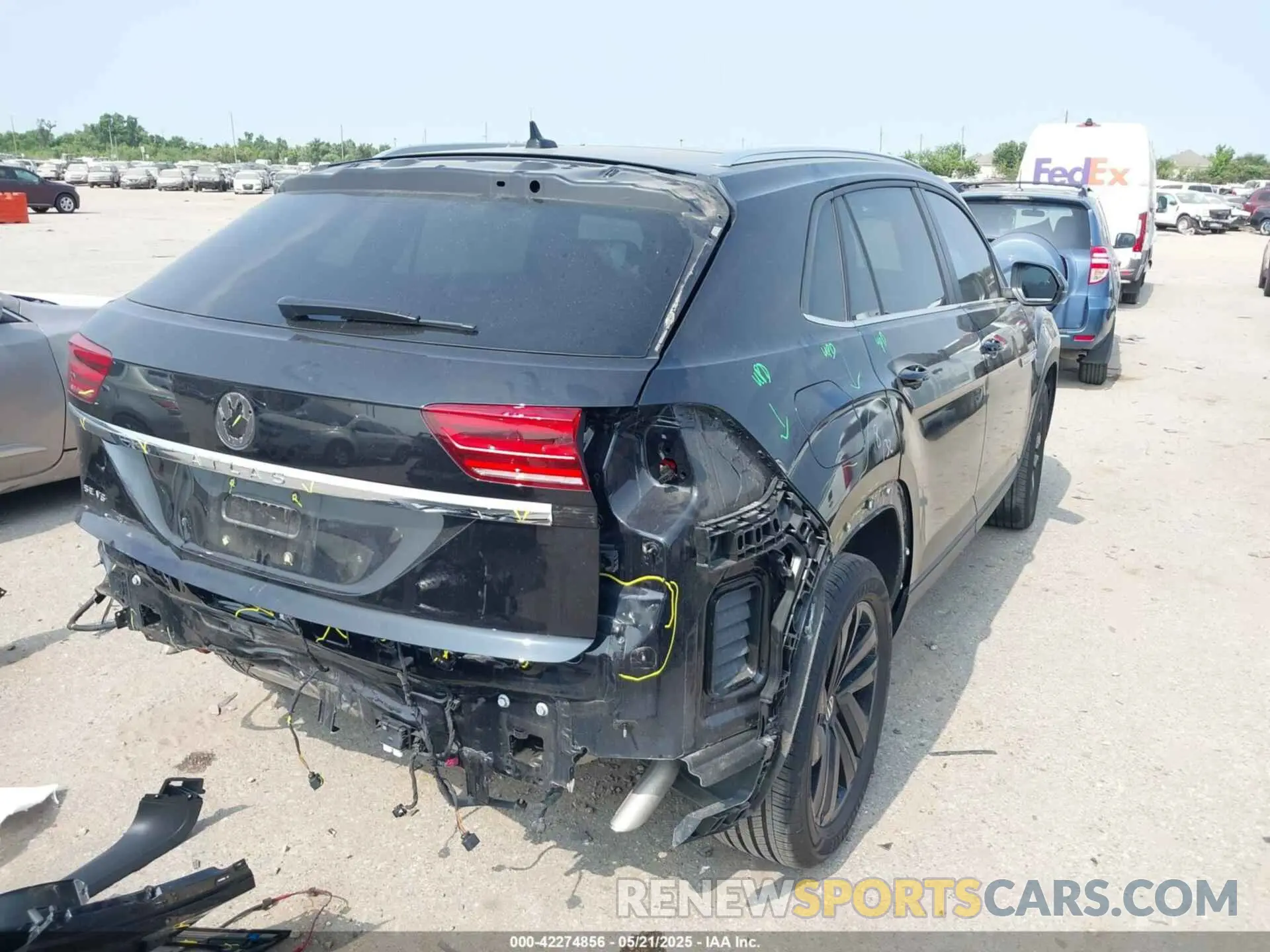 4 fotografías del automóvil dañado 1V2JE2CA6PC201320 VOLKSWAGEN ATLAS CROSS SPORT 2023