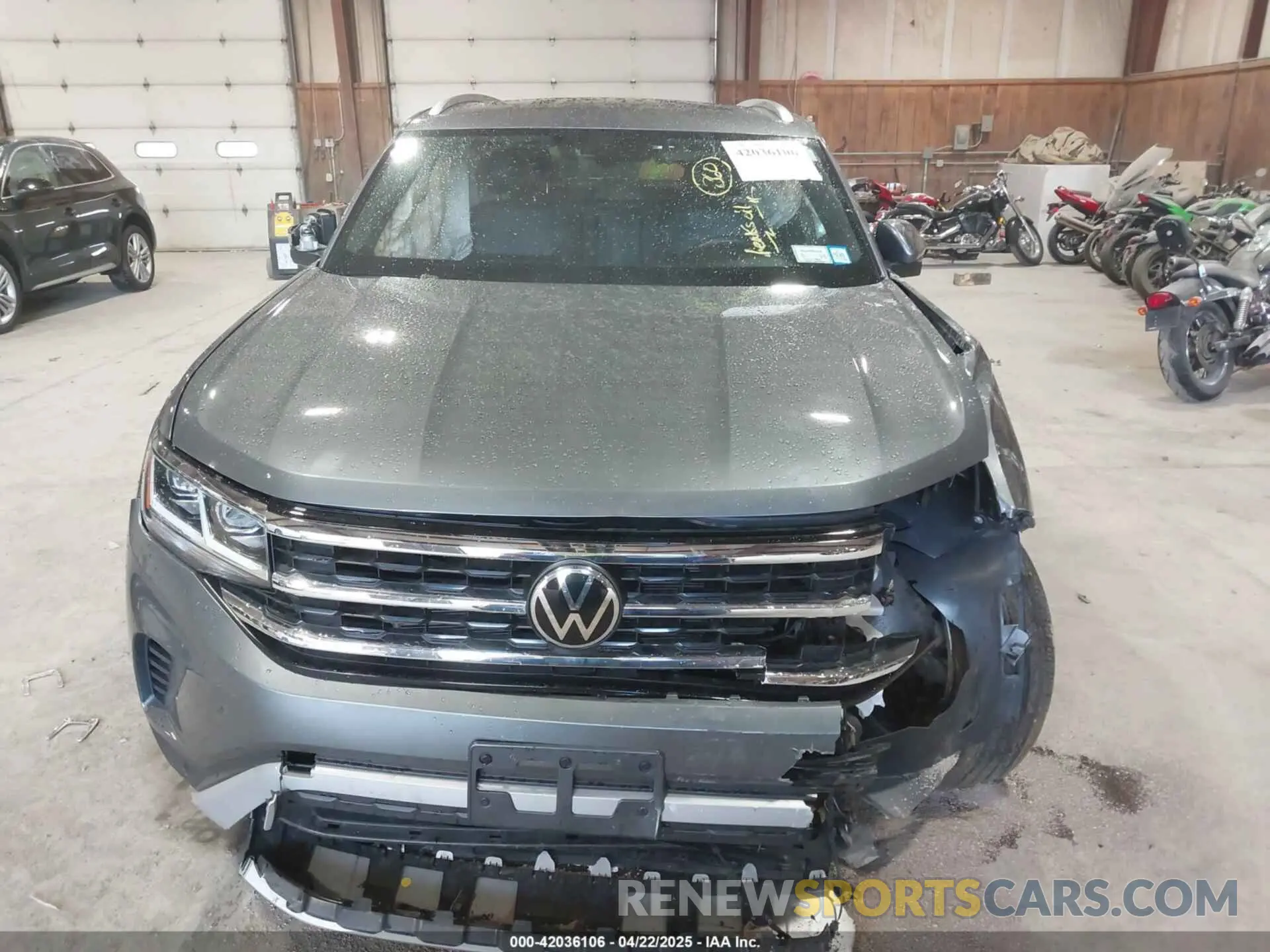12 fotografías del automóvil dañado 1V2KC2CA2PC207030 VOLKSWAGEN ATLAS CROSS SPORT 2023