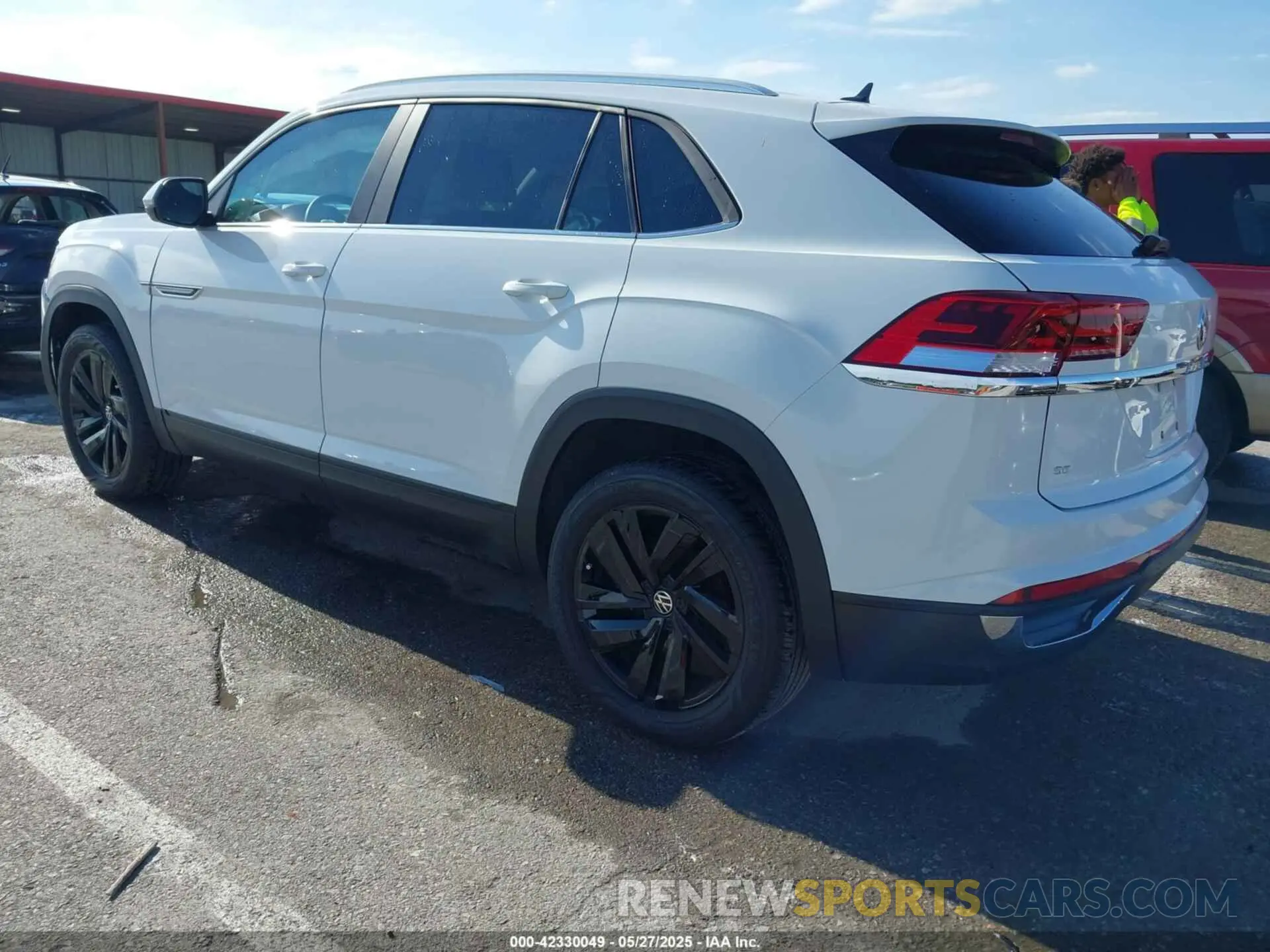3 fotografías del automóvil dañado 1V2WC2CA3PC228213 VOLKSWAGEN ATLAS CROSS SPORT 2023