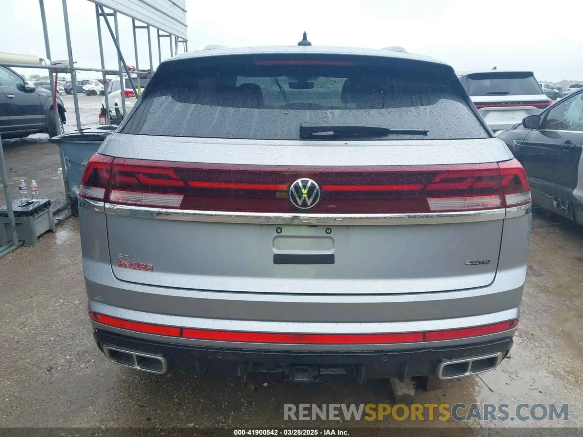 15 fotografías del automóvil dañado 1V2AE2CA3RC246301 VOLKSWAGEN ATLAS CROSS SPORT 2024
