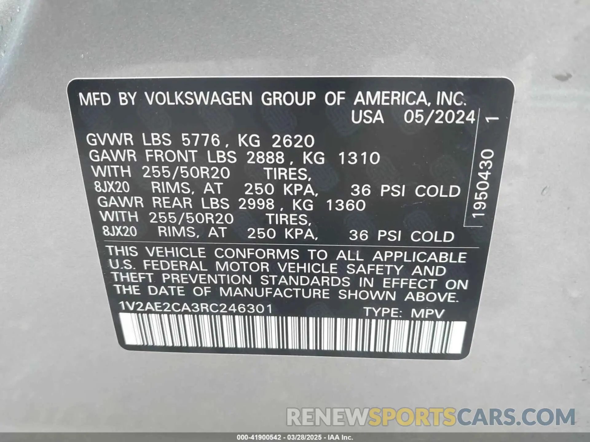 9 fotografías del automóvil dañado 1V2AE2CA3RC246301 VOLKSWAGEN ATLAS CROSS SPORT 2024