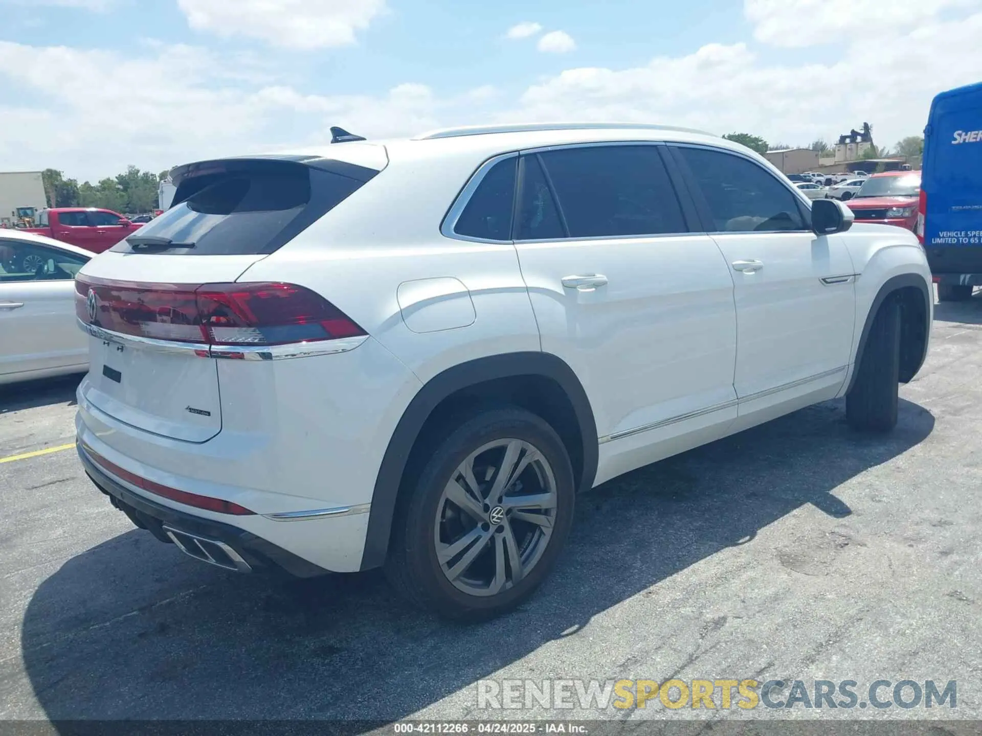 4 fotografías del automóvil dañado 1V2AE2CA8RC214475 VOLKSWAGEN ATLAS CROSS SPORT 2024