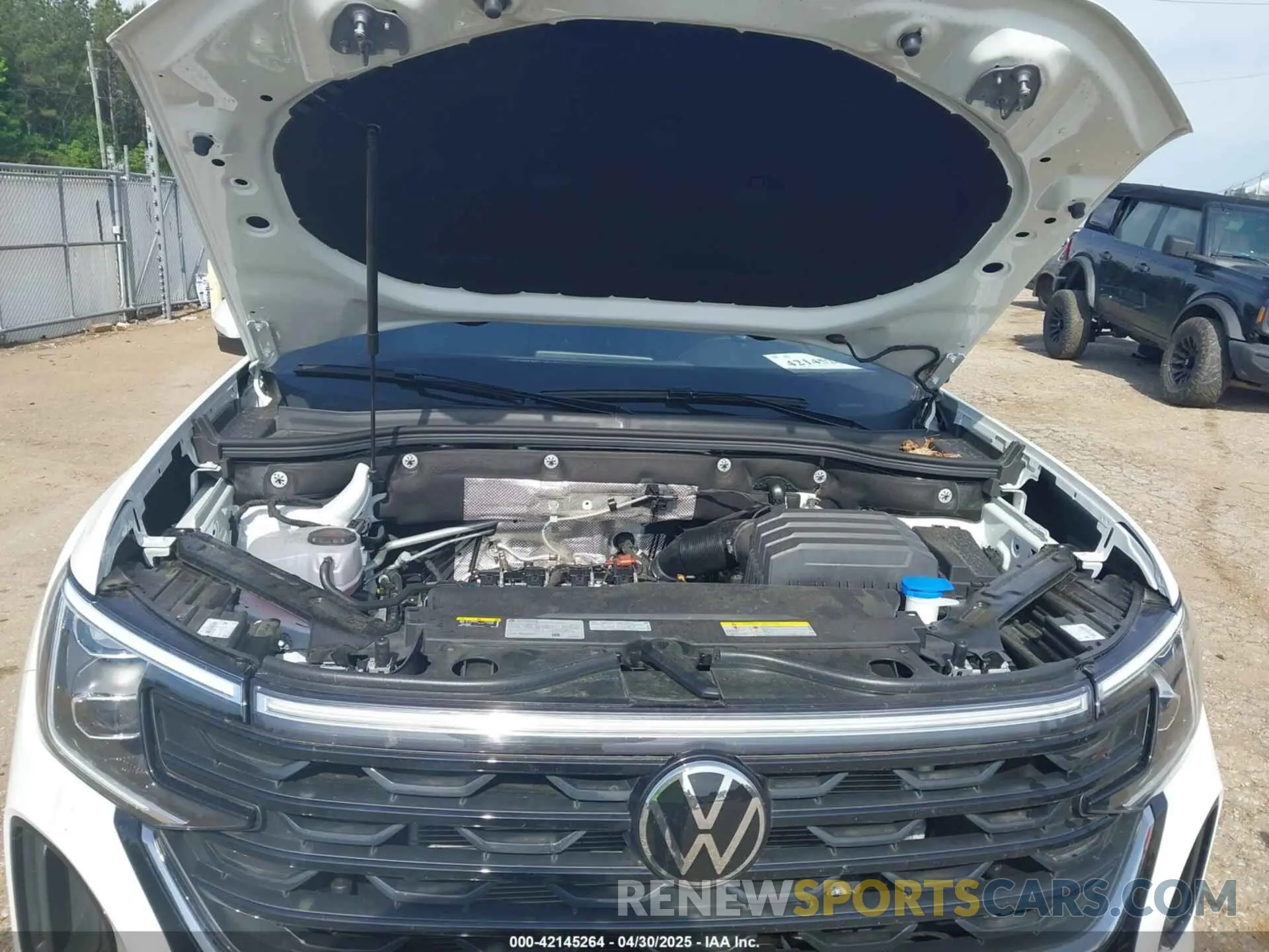 10 fotografías del automóvil dañado 1V2DE2CA0RC259827 VOLKSWAGEN ATLAS CROSS SPORT 2024