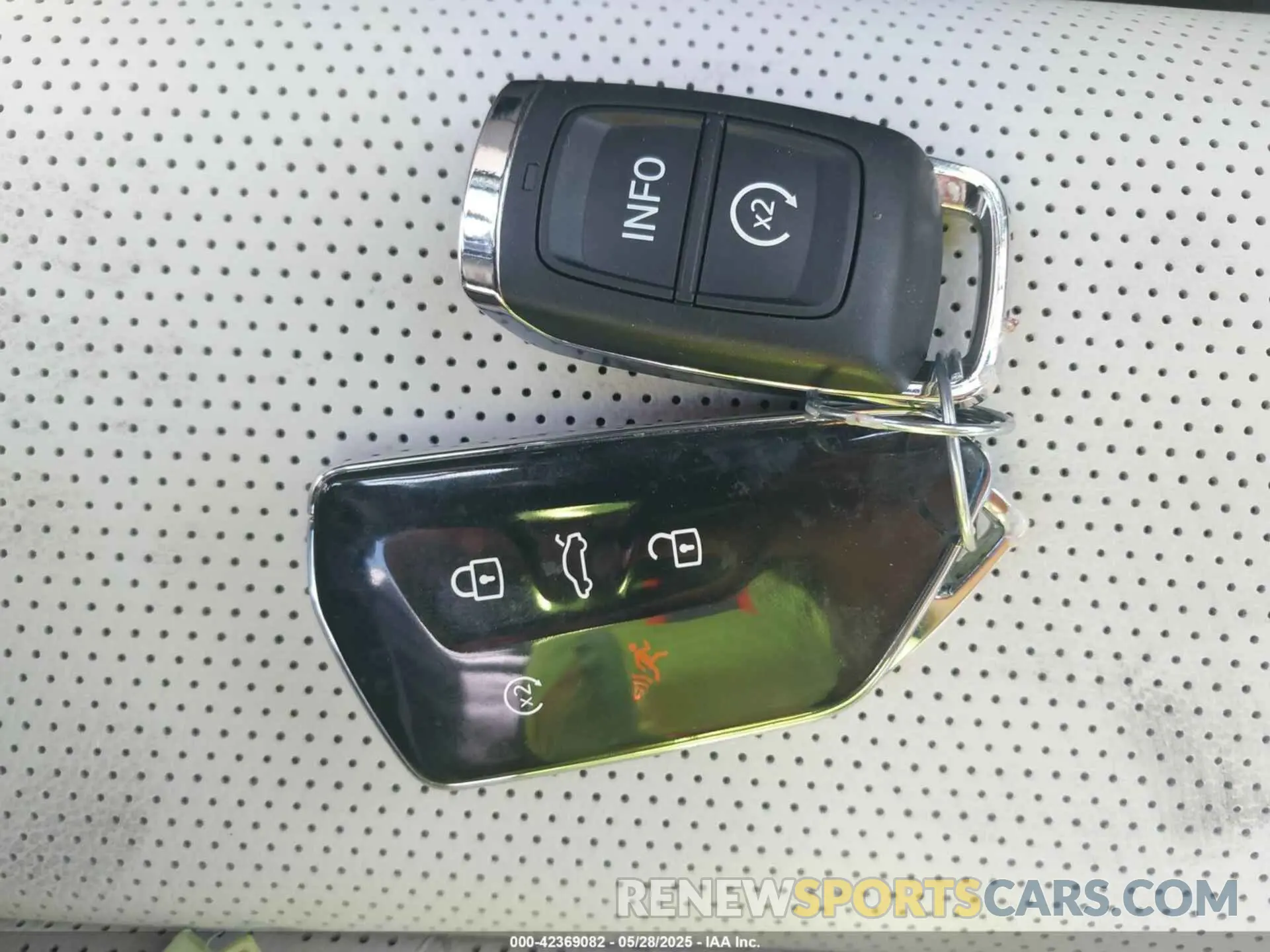 11 fotografías del automóvil dañado 1V2FE2CA6RC259193 VOLKSWAGEN ATLAS CROSS SPORT 2024