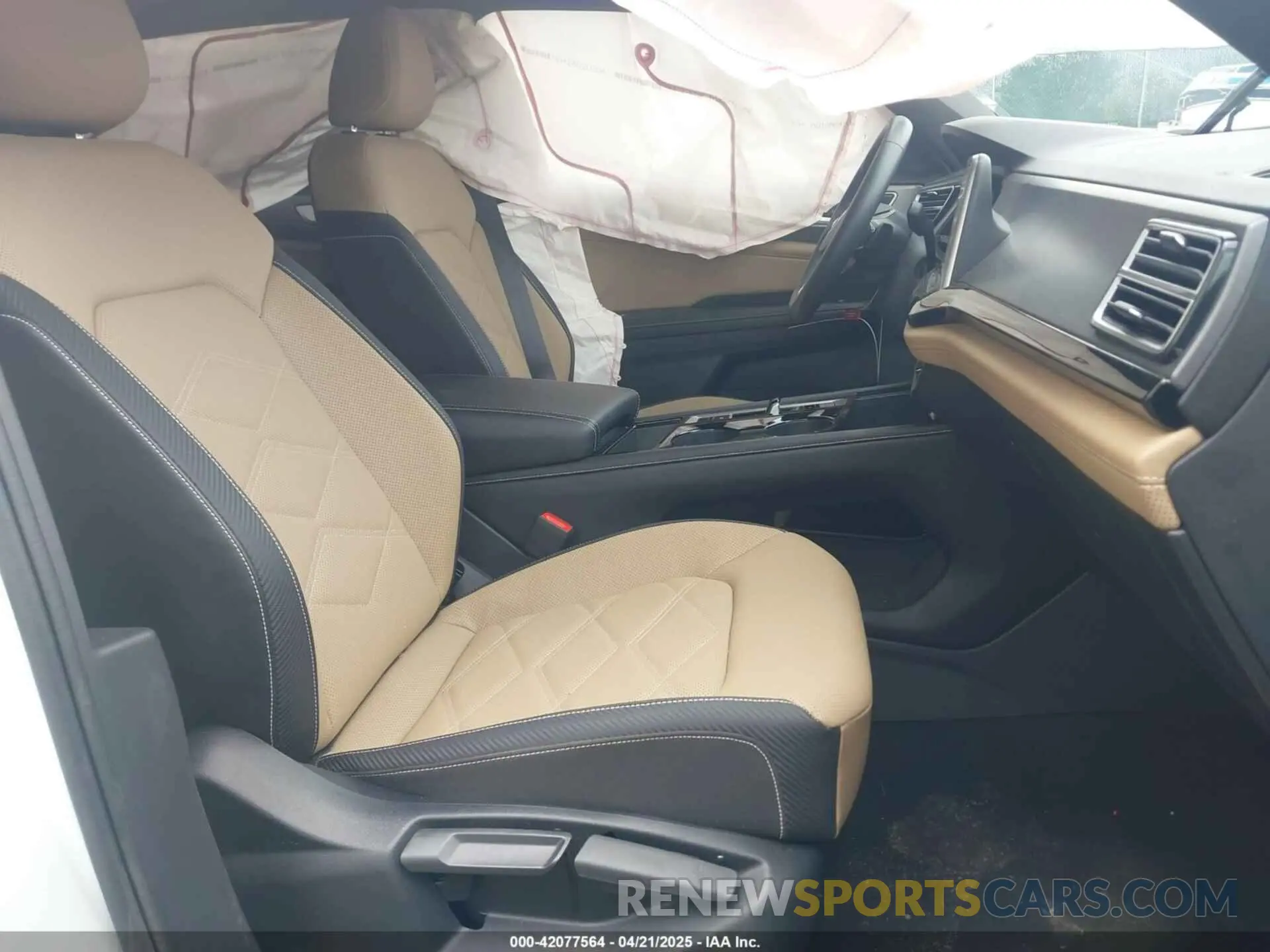 5 fotografías del automóvil dañado 1V2HE2CAXRC235388 VOLKSWAGEN ATLAS CROSS SPORT 2024