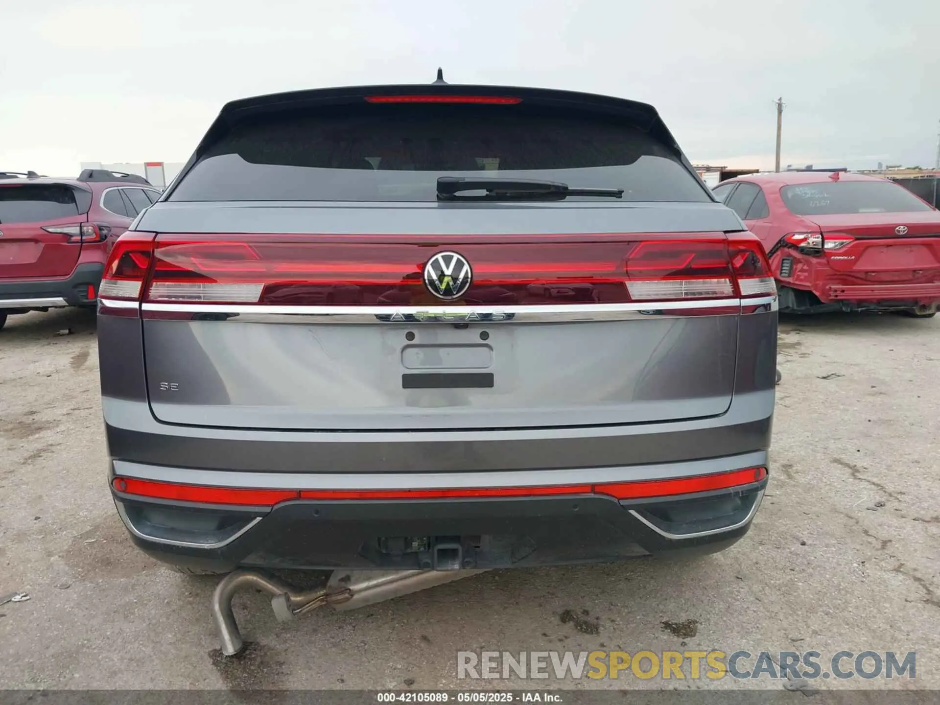 16 fotografías del automóvil dañado 1V2JE2CA4RC248607 VOLKSWAGEN ATLAS CROSS SPORT 2024
