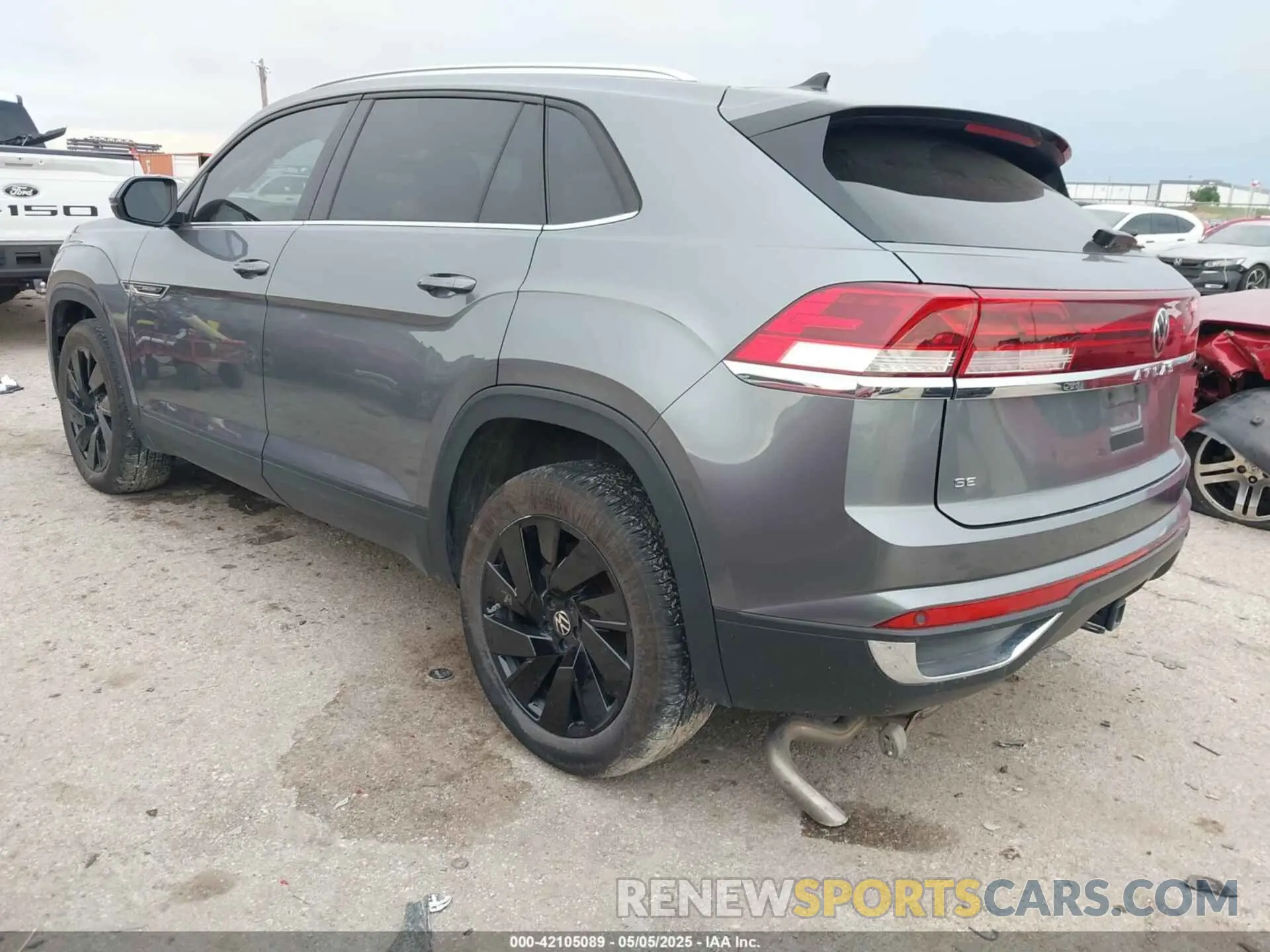 3 fotografías del automóvil dañado 1V2JE2CA4RC248607 VOLKSWAGEN ATLAS CROSS SPORT 2024