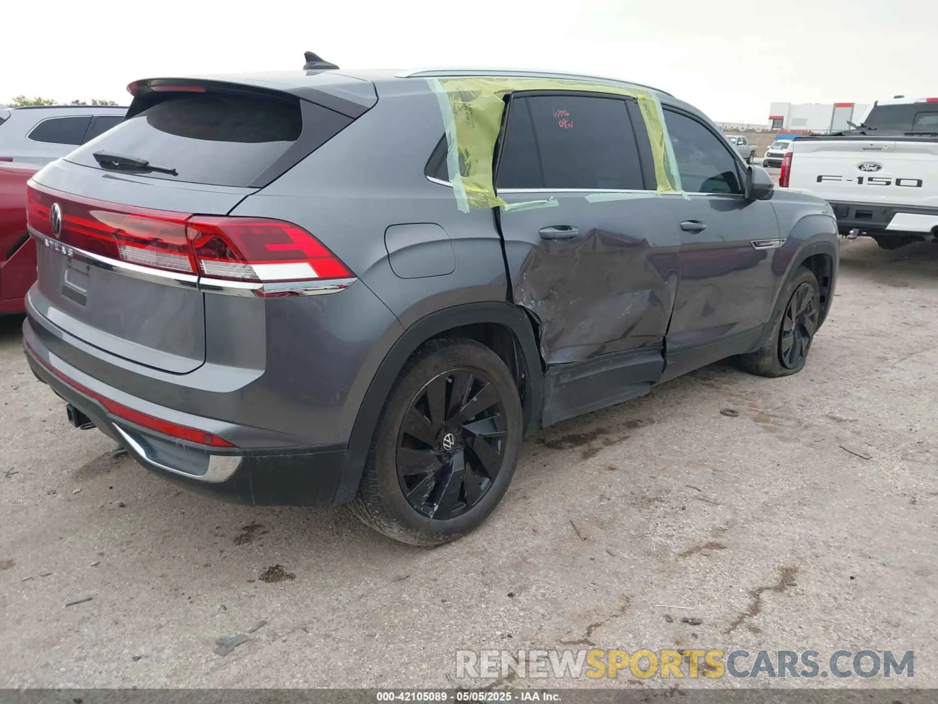 4 fotografías del automóvil dañado 1V2JE2CA4RC248607 VOLKSWAGEN ATLAS CROSS SPORT 2024