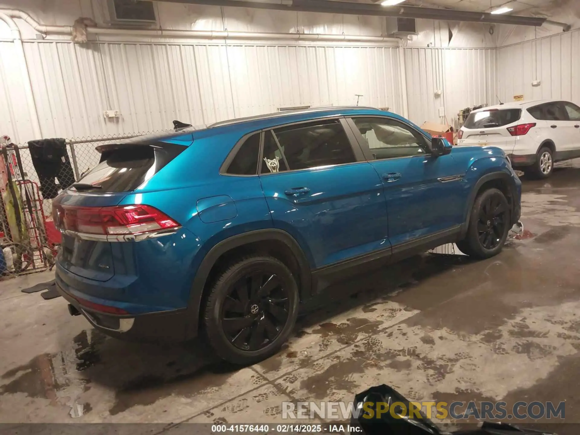 4 fotografías del automóvil dañado 1V2KE2CA6RC203639 VOLKSWAGEN ATLAS CROSS SPORT 2024