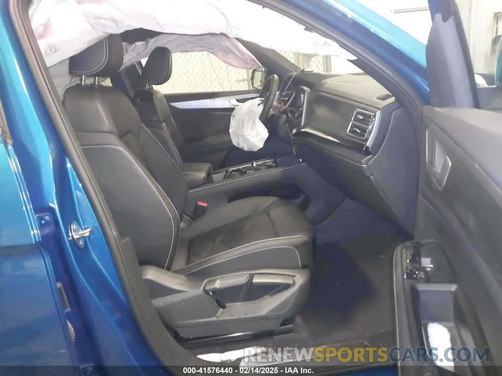 5 fotografías del automóvil dañado 1V2KE2CA6RC203639 VOLKSWAGEN ATLAS CROSS SPORT 2024