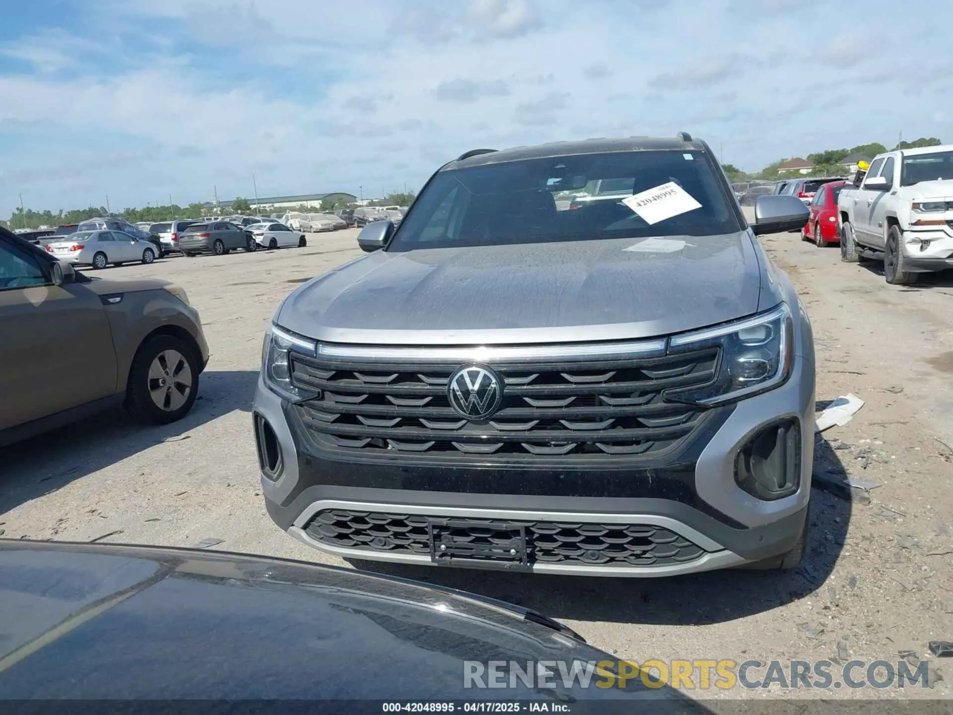 12 fotografías del automóvil dañado 1V2WE2CA0RC201550 VOLKSWAGEN ATLAS CROSS SPORT 2024