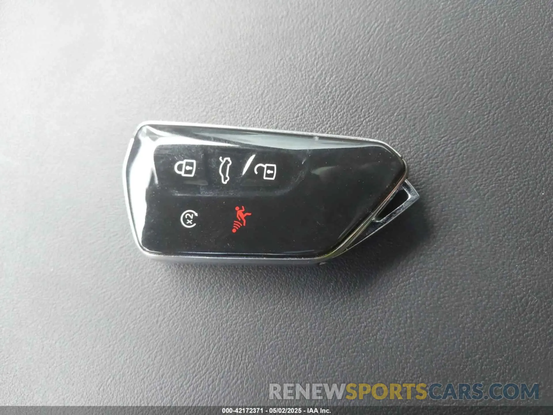 11 fotografías del automóvil dañado 1V2JE2CA4SC210090 VOLKSWAGEN ATLAS CROSS SPORT 2025