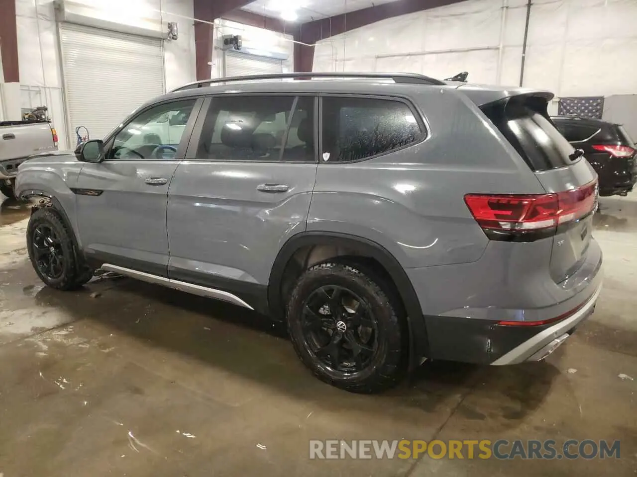 2 fotografías del automóvil dañado 1V2CR2CA4RC581662 VOLKSWAGEN ATLAS PEAK 2024