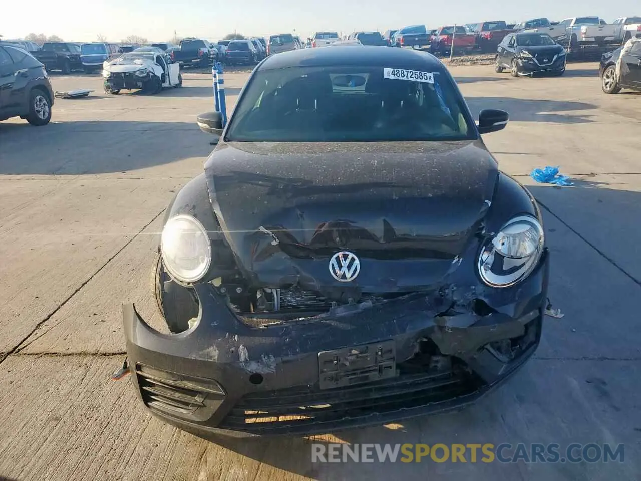 5 fotografías del automóvil dañado 3VWFD7AT1KM708237 VOLKSWAGEN BEETLE 2019