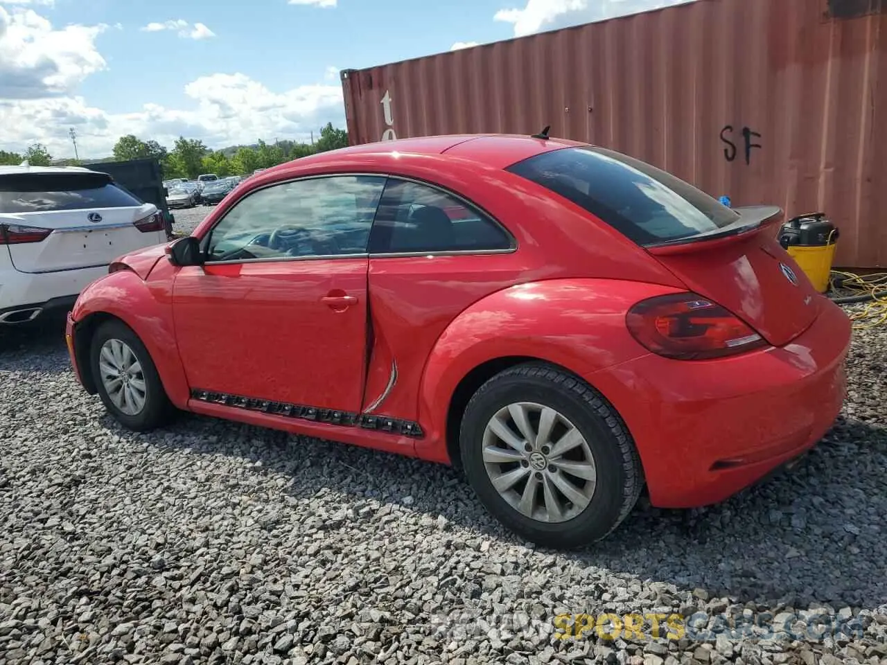 2 fotografías del automóvil dañado 3VWFD7AT5KM710895 VOLKSWAGEN BEETLE 2019