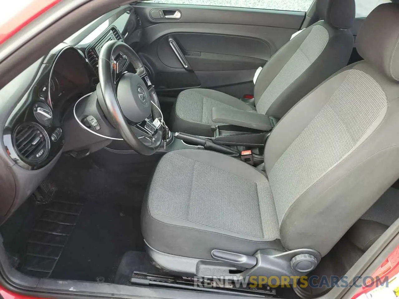 7 fotografías del automóvil dañado 3VWFD7AT9KM710866 VOLKSWAGEN BEETLE 2019