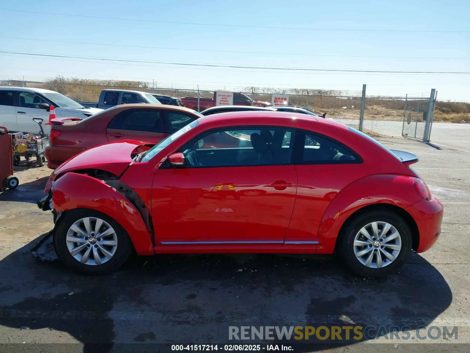 14 fotografías del automóvil dañado 3VWFD7ATXKM712433 VOLKSWAGEN BEETLE 2019