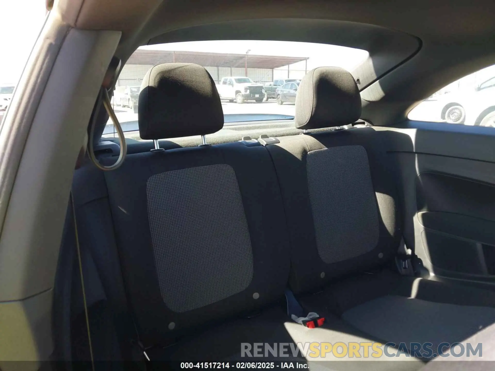 8 fotografías del automóvil dañado 3VWFD7ATXKM712433 VOLKSWAGEN BEETLE 2019