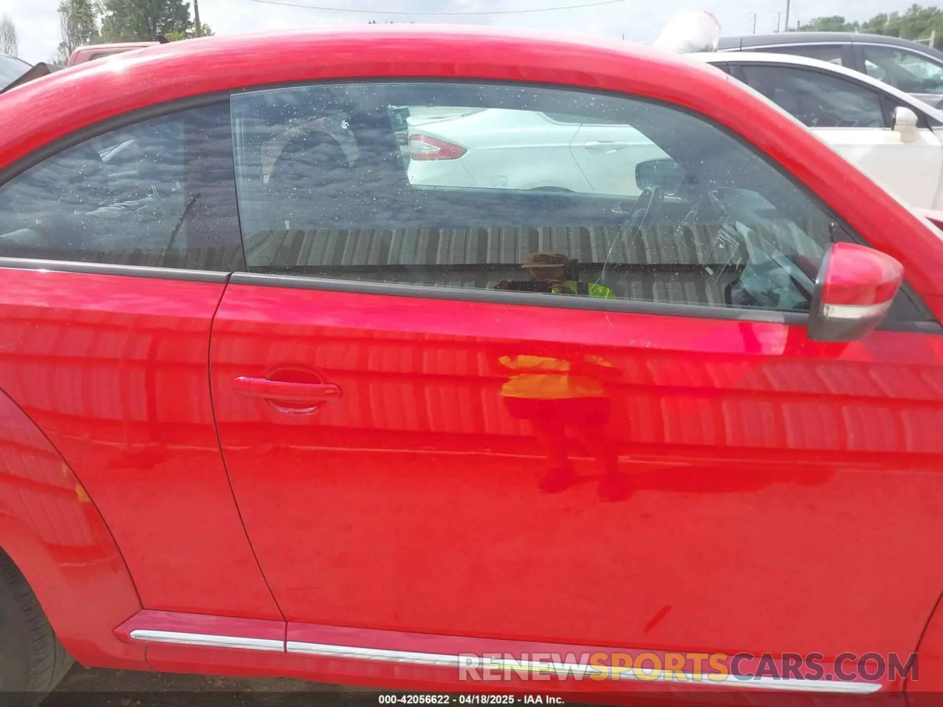 14 fotografías del automóvil dañado 3VWFD7ATXKM712450 VOLKSWAGEN BEETLE 2019