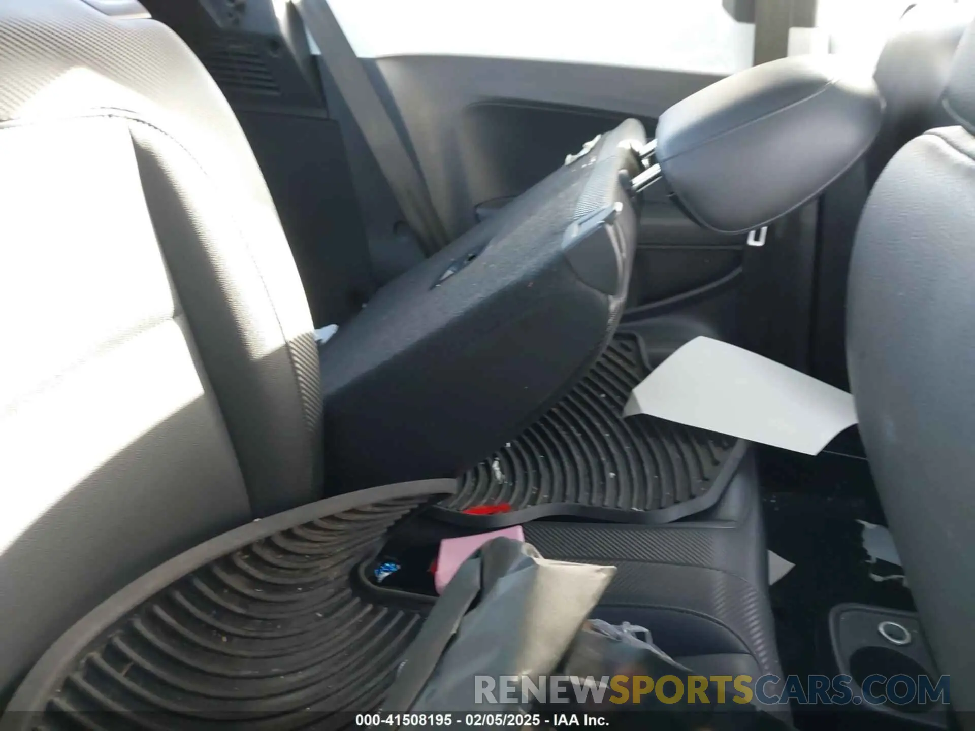 8 fotografías del automóvil dañado 3VWJD7AT6KM713525 VOLKSWAGEN BEETLE 2019