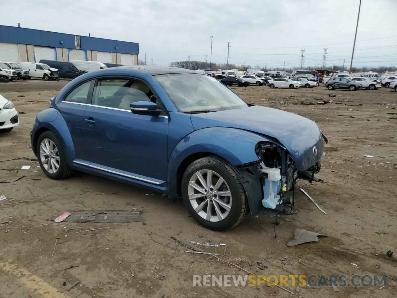 4 fotografías del automóvil dañado 3VWJD7ATXKM716699 VOLKSWAGEN BEETLE 2019